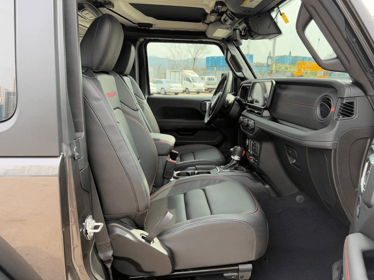 Jeep Wrangler 2024 — миниатюра 9