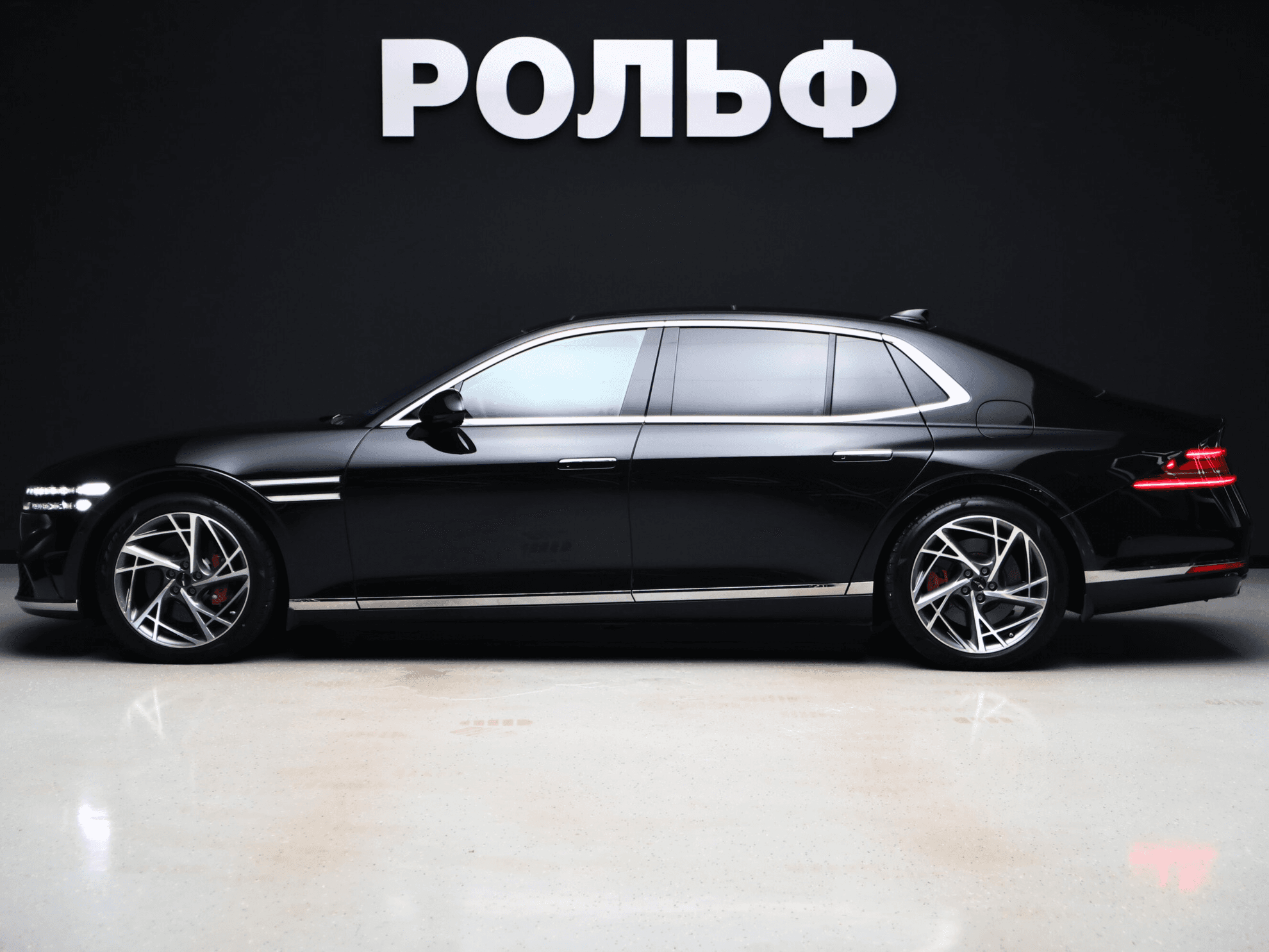 Genesis G90 2022 — миниатюра 5