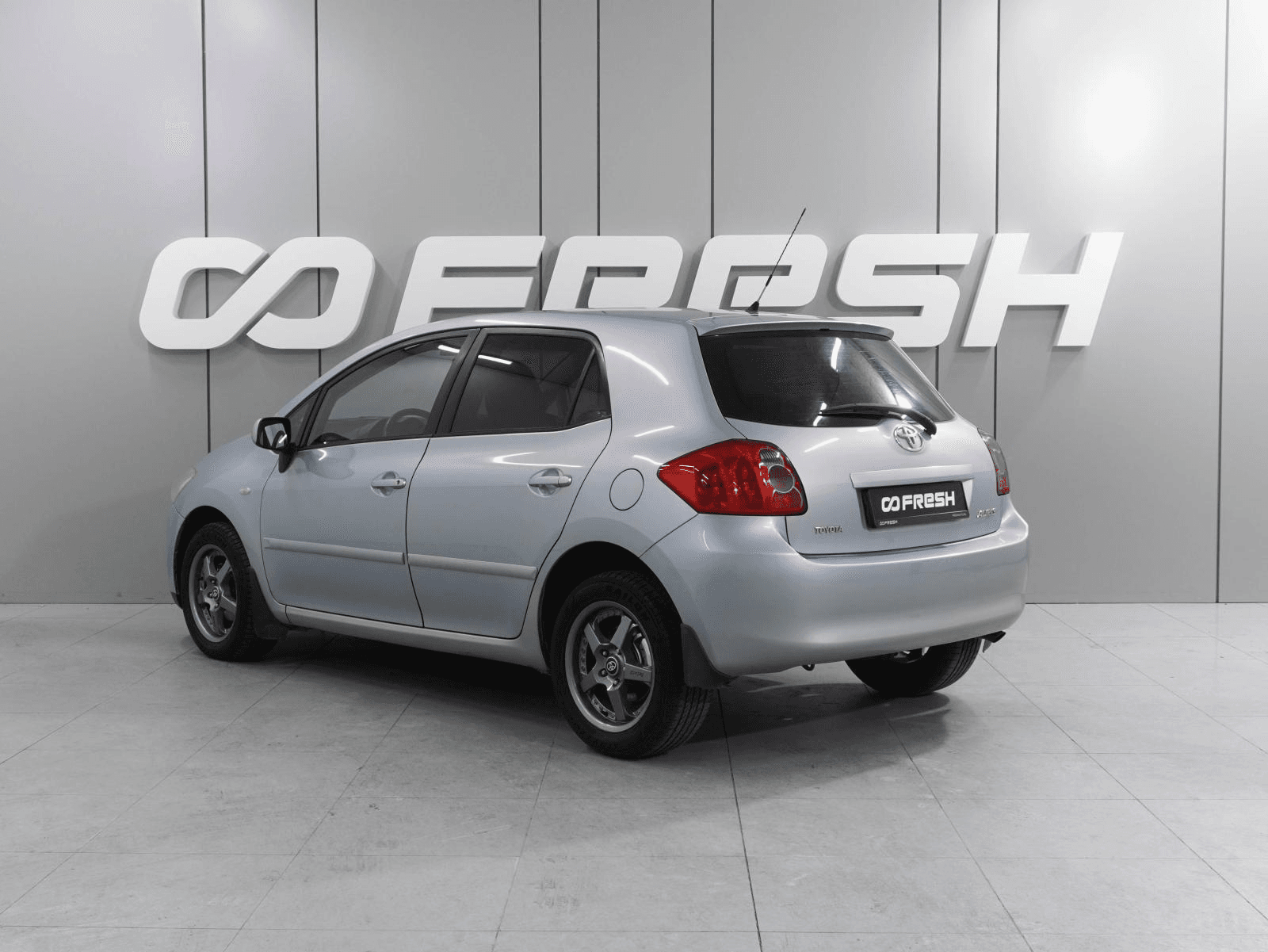 Toyota Auris 2008 — миниатюра 2