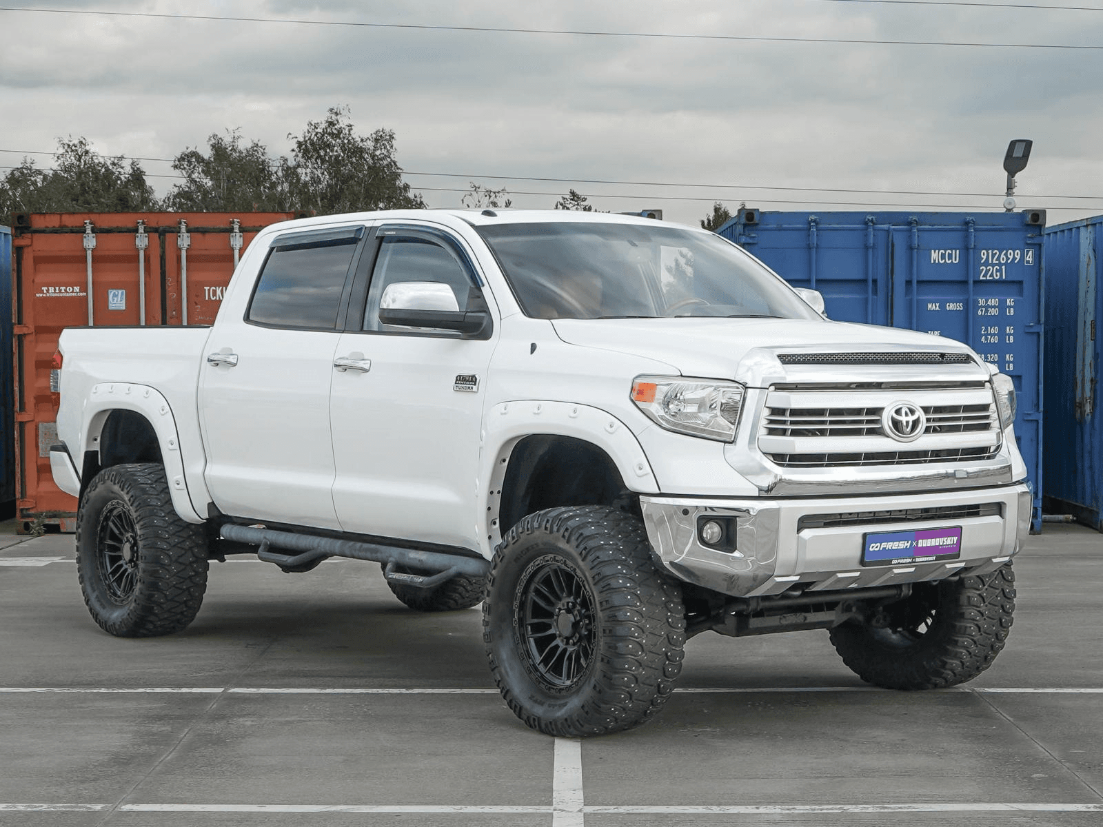 Toyota Tundra 2014 — купить в Москва