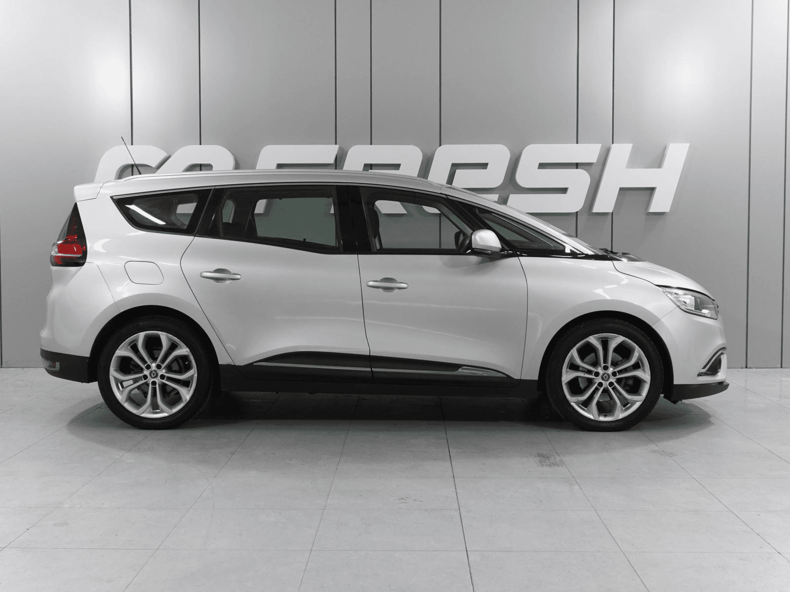 Renault Scenic 2018 — миниатюра 5