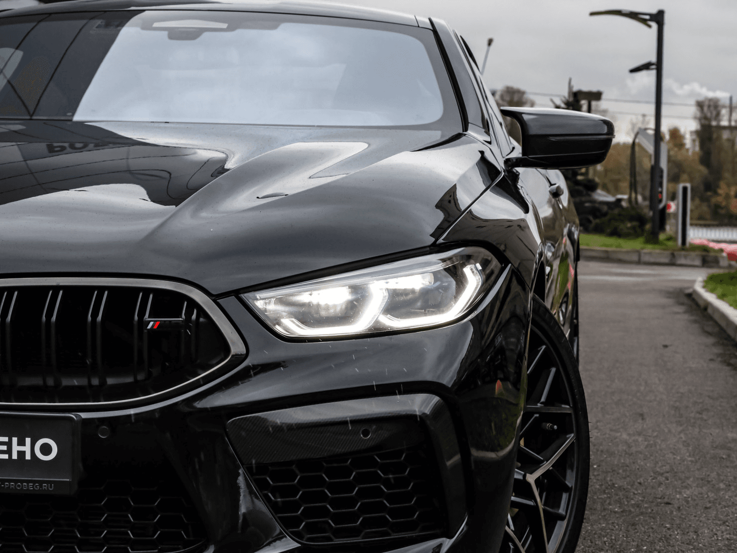 BMW M8 2023 — миниатюра 2