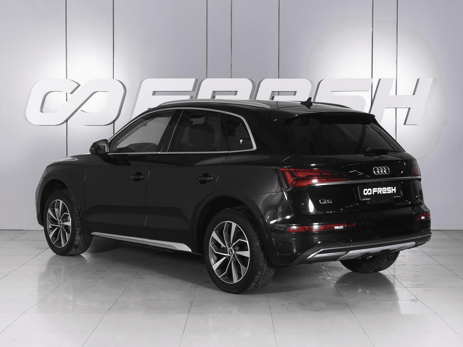 Audi Q5L 2021 — миниатюра 2