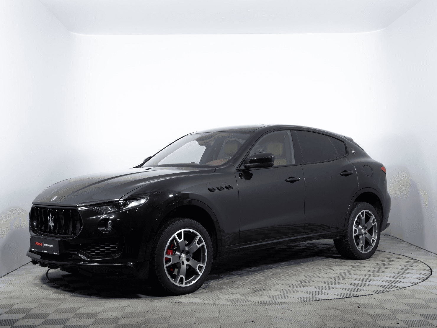 Maserati Levante 2017 — купить в Москва