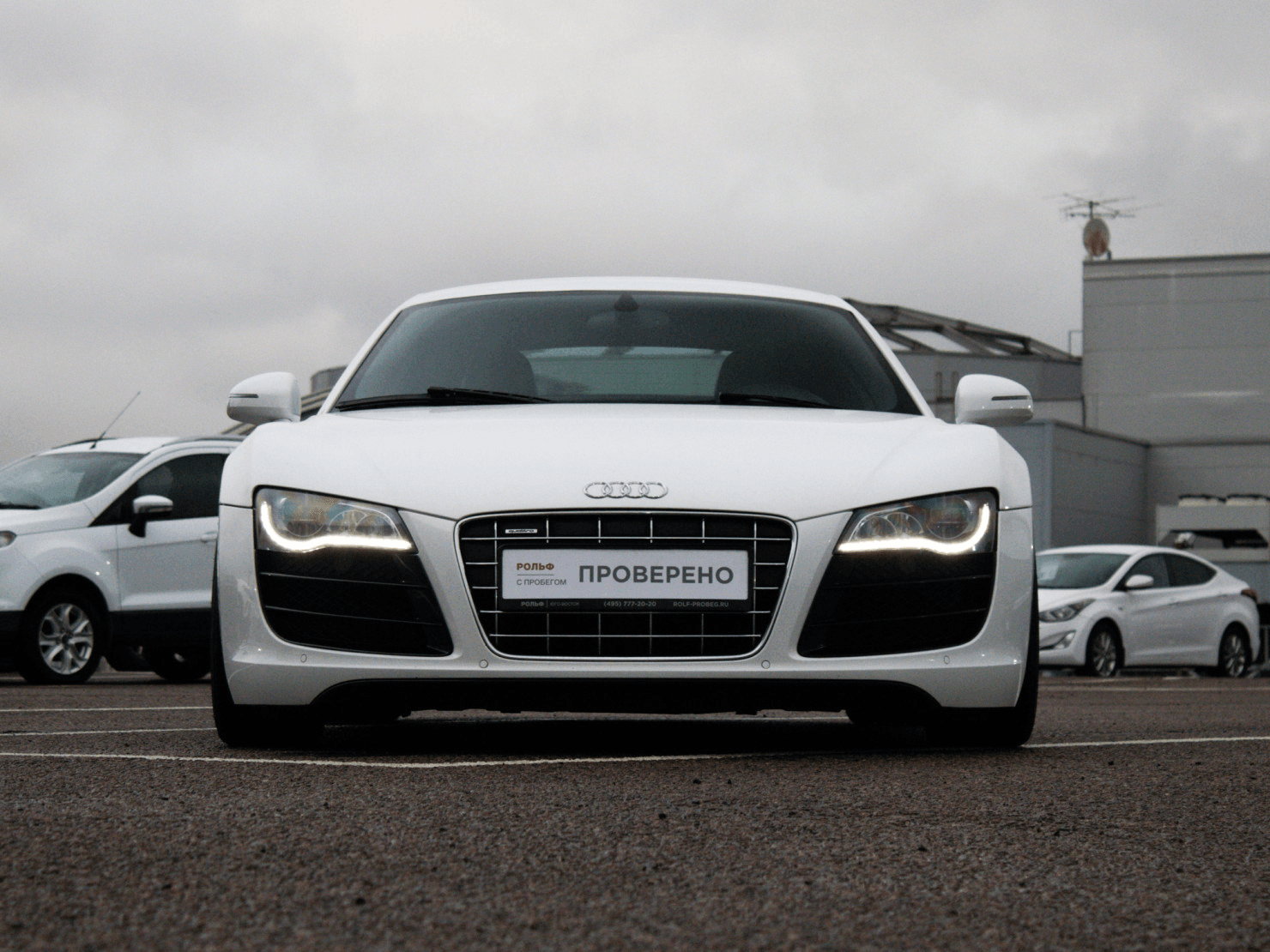 Audi R8  2011 — миниатюра 2