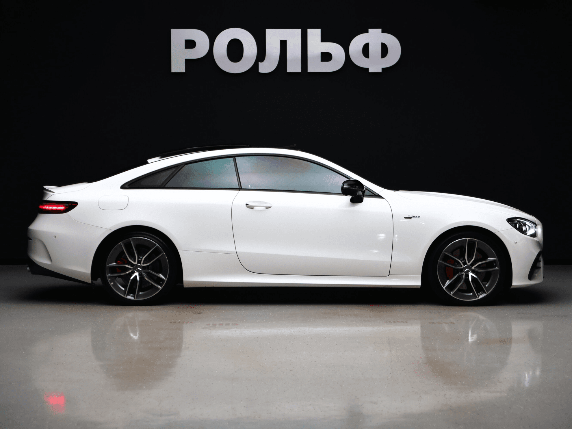 Mercedes-Benz E-Класс AMG 2021 — миниатюра 5