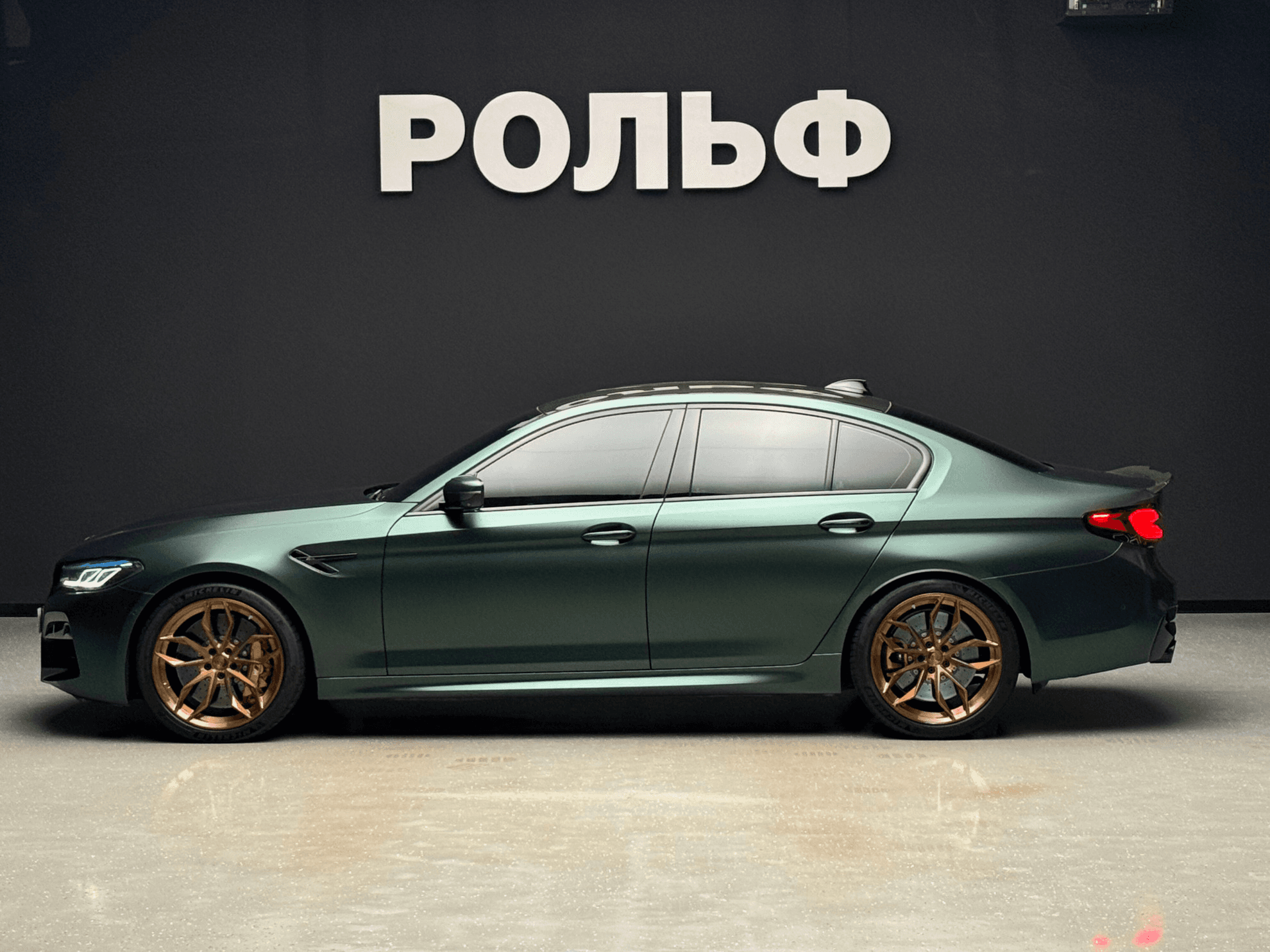 BMW M5 2018 — миниатюра 5