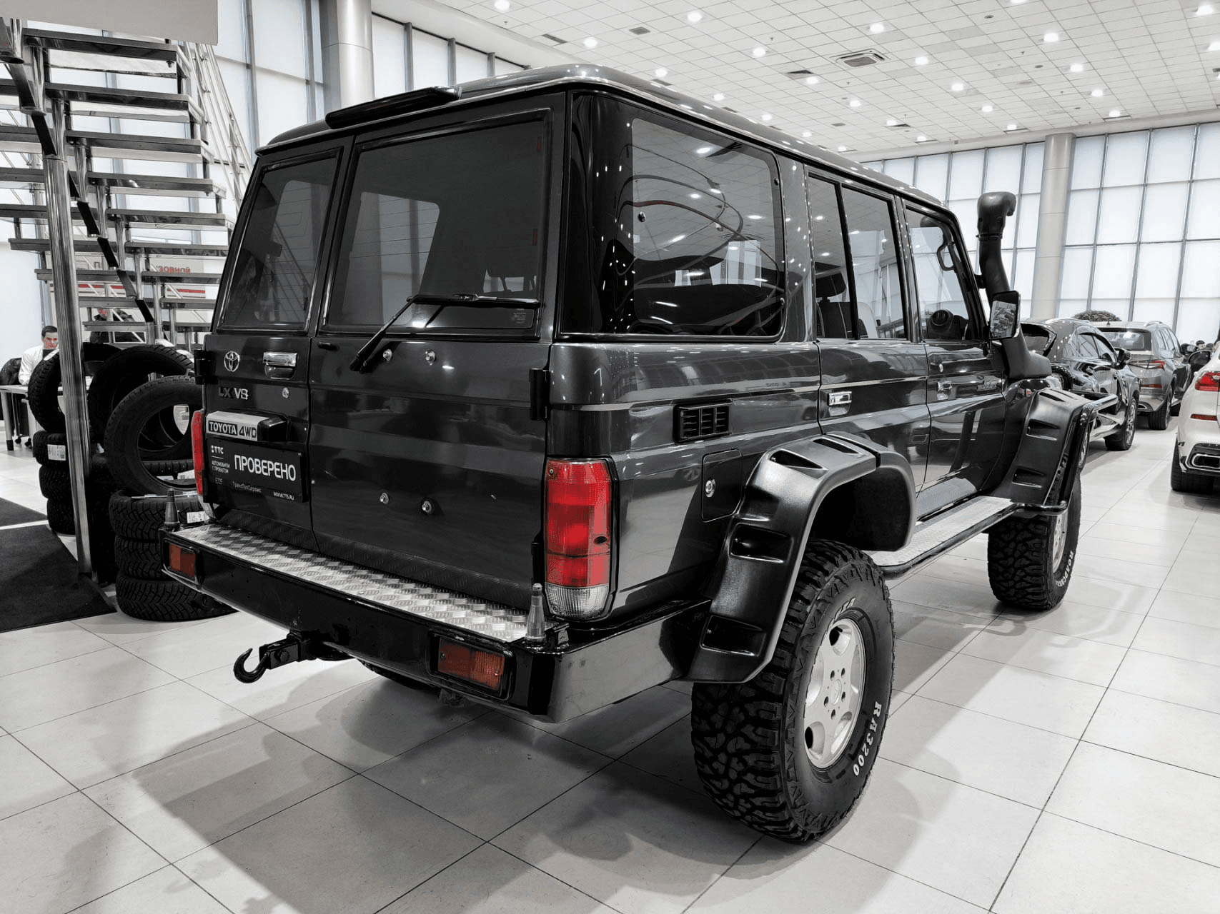 Toyota Land Cruiser 200 2017 — миниатюра 5