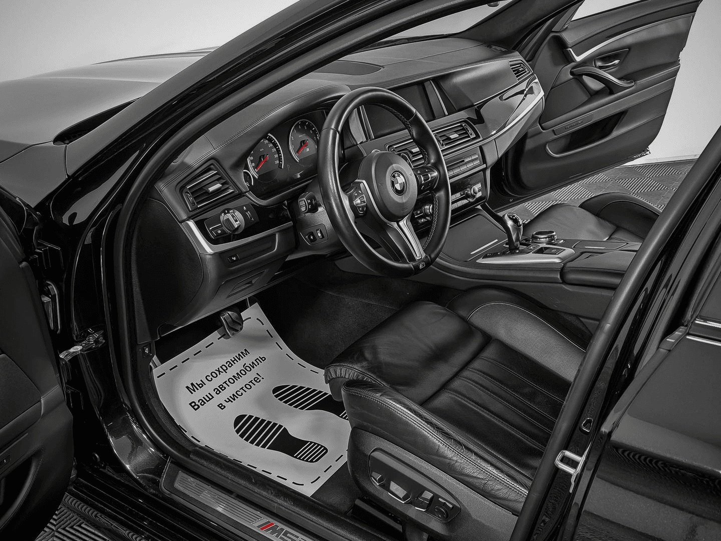 BMW M5 2013 — миниатюра 5