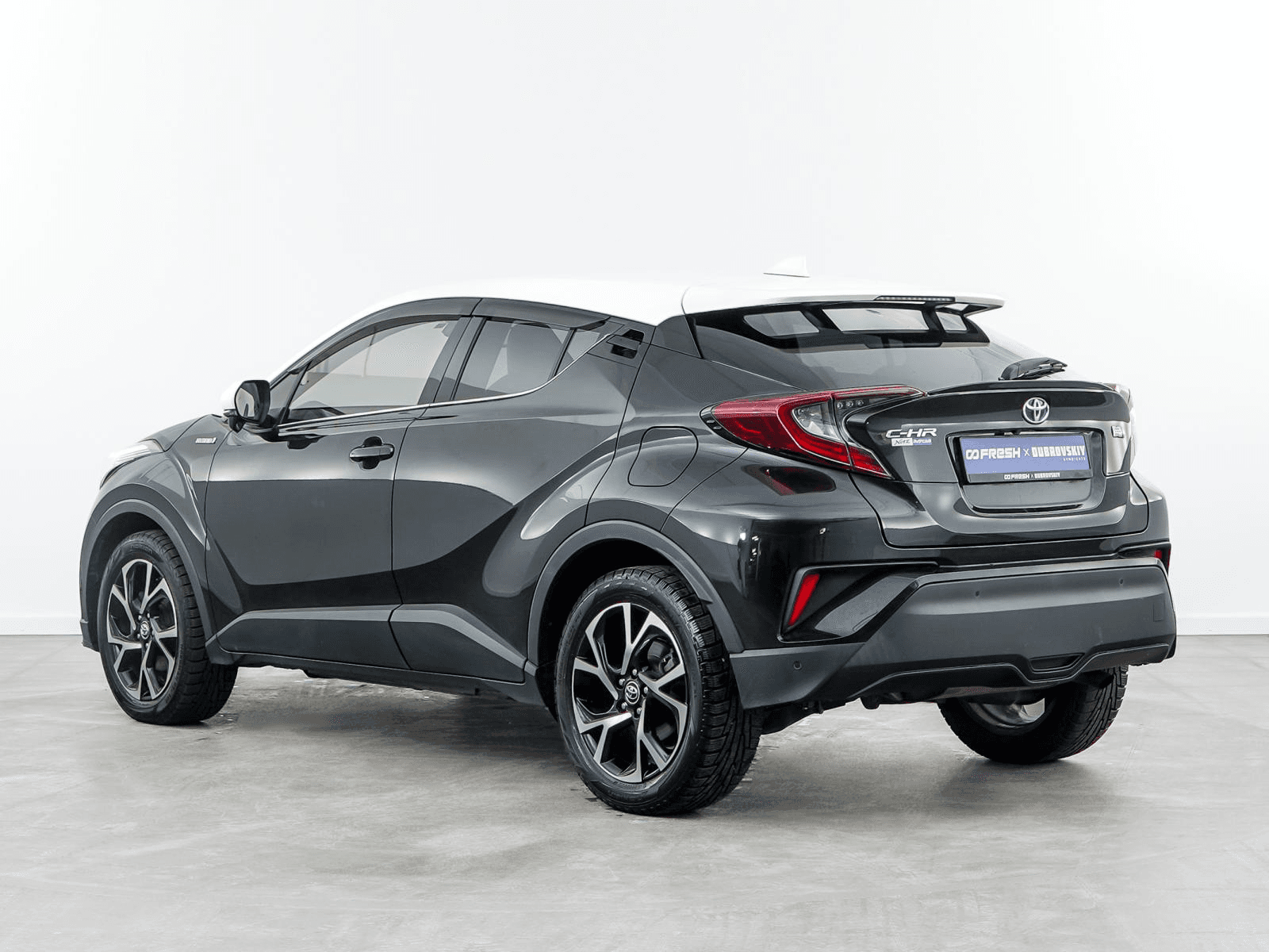 Toyota C-HR 2019 — миниатюра 2