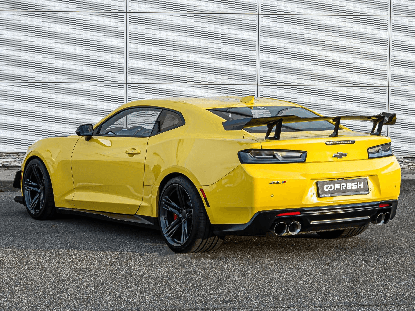 Chevrolet Camaro 2018 — миниатюра 2