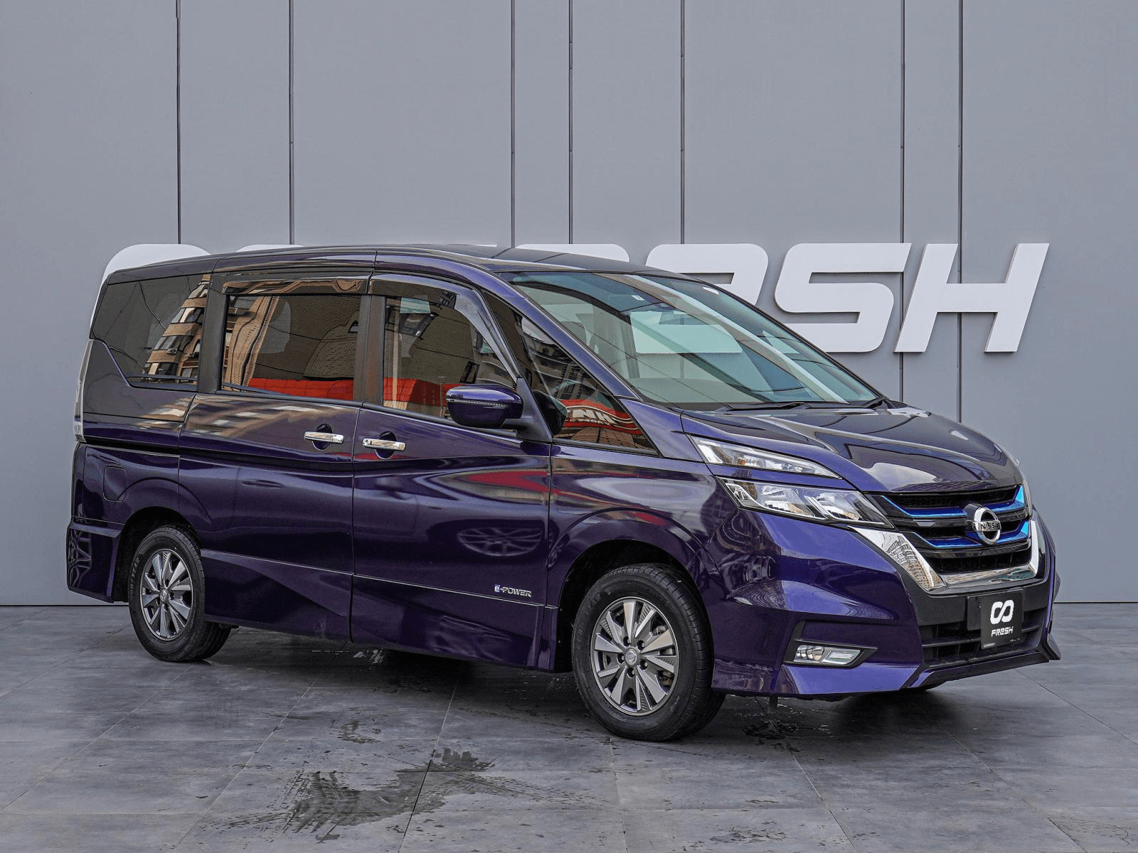 Nissan Serena — купить