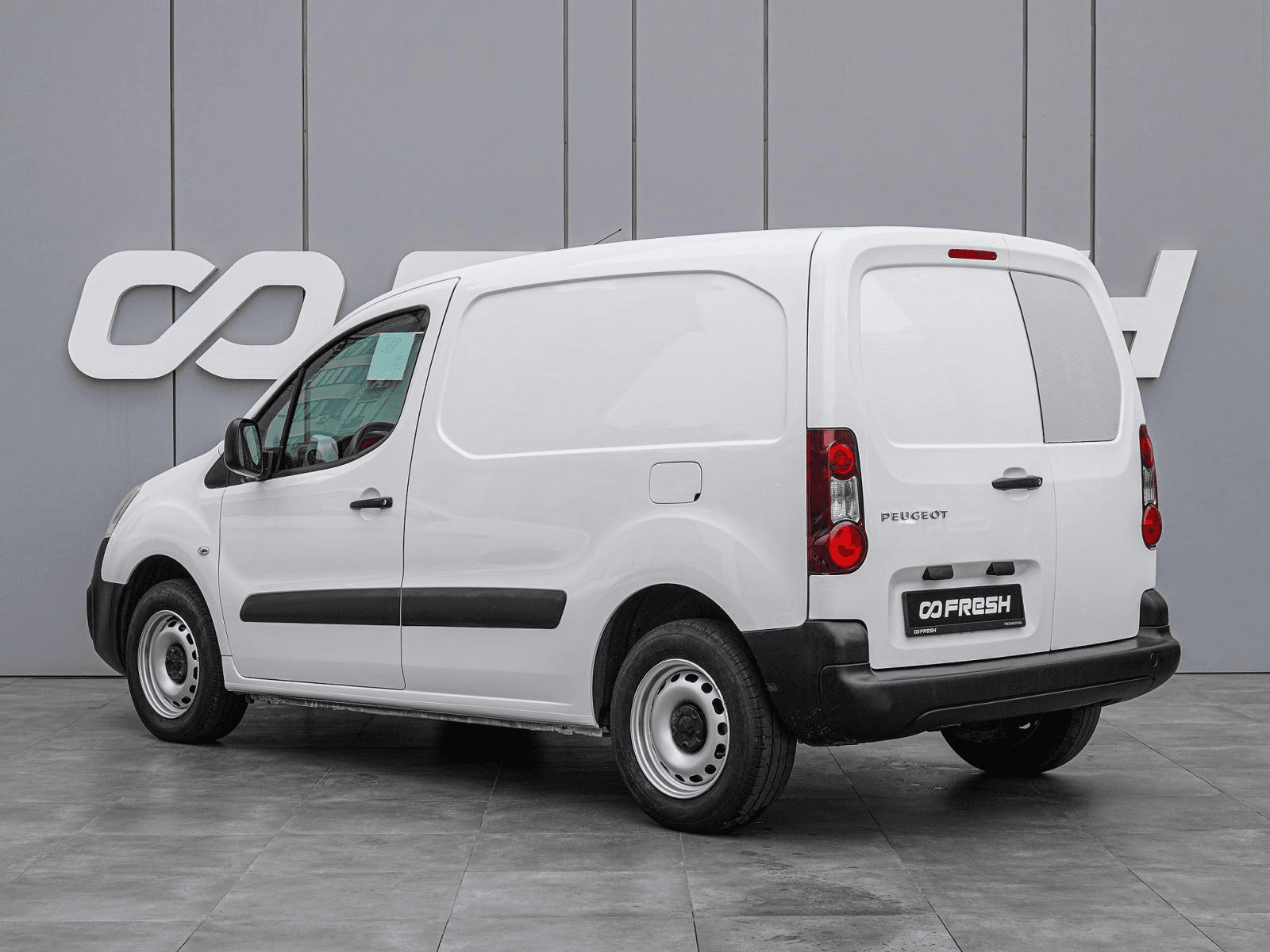 Peugeot Partner 2017 — миниатюра 2