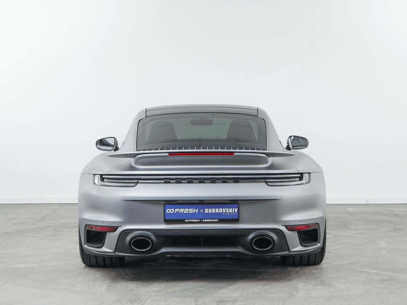 Porsche 911 2020 — миниатюра 4