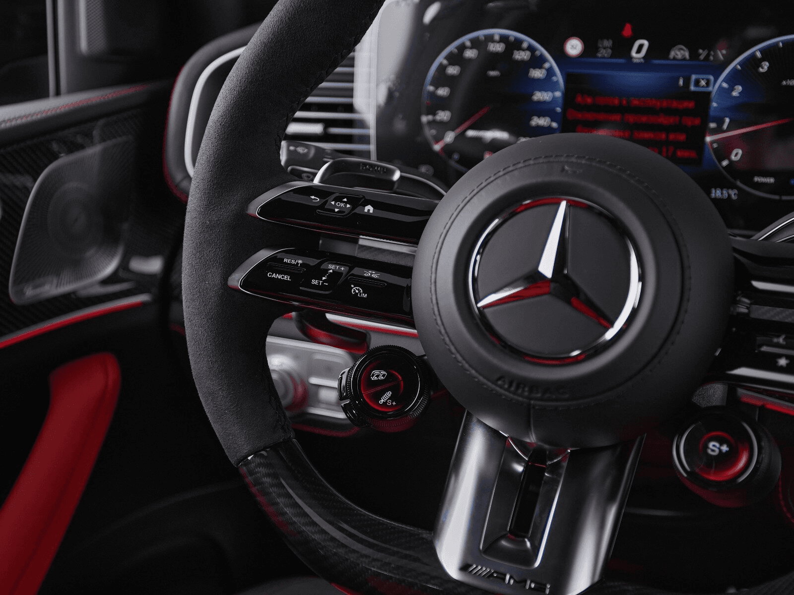 Mercedes-Benz GLE Coupe AMG 2024 — миниатюра 18