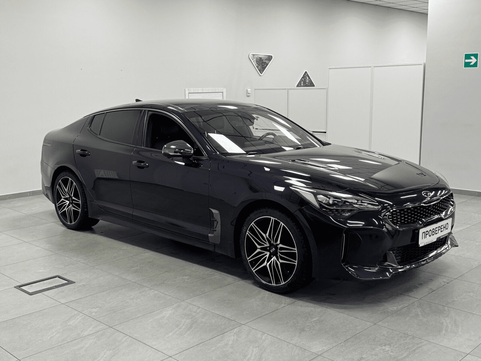 KIA Stinger 2021 — миниатюра 3