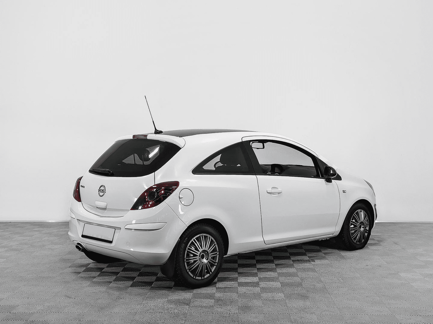 Opel Corsa 2012 — миниатюра 2