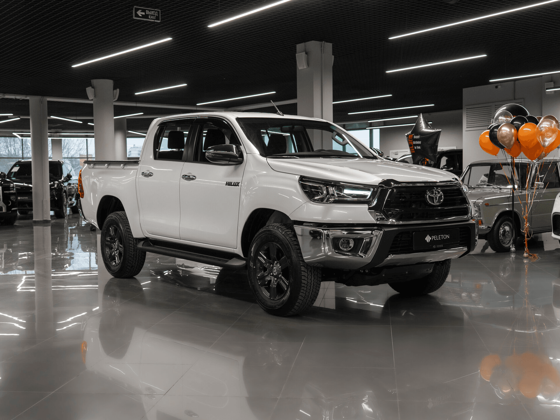Toyota Hilux 2024 — миниатюра 2