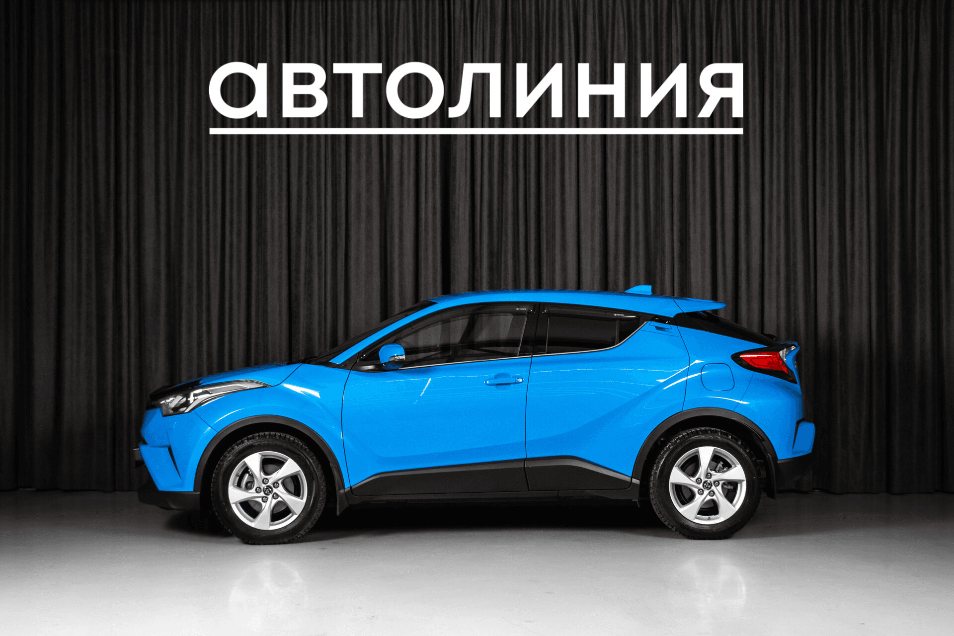 Toyota C-HR 2019 — миниатюра 3