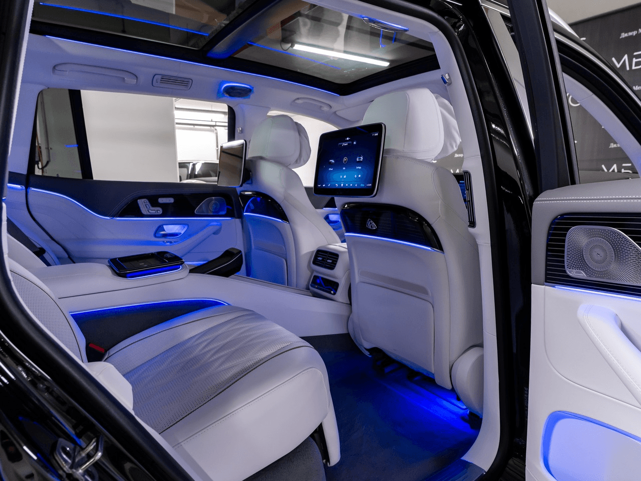 Mercedes-Benz Maybach GLS 2025 — миниатюра 12