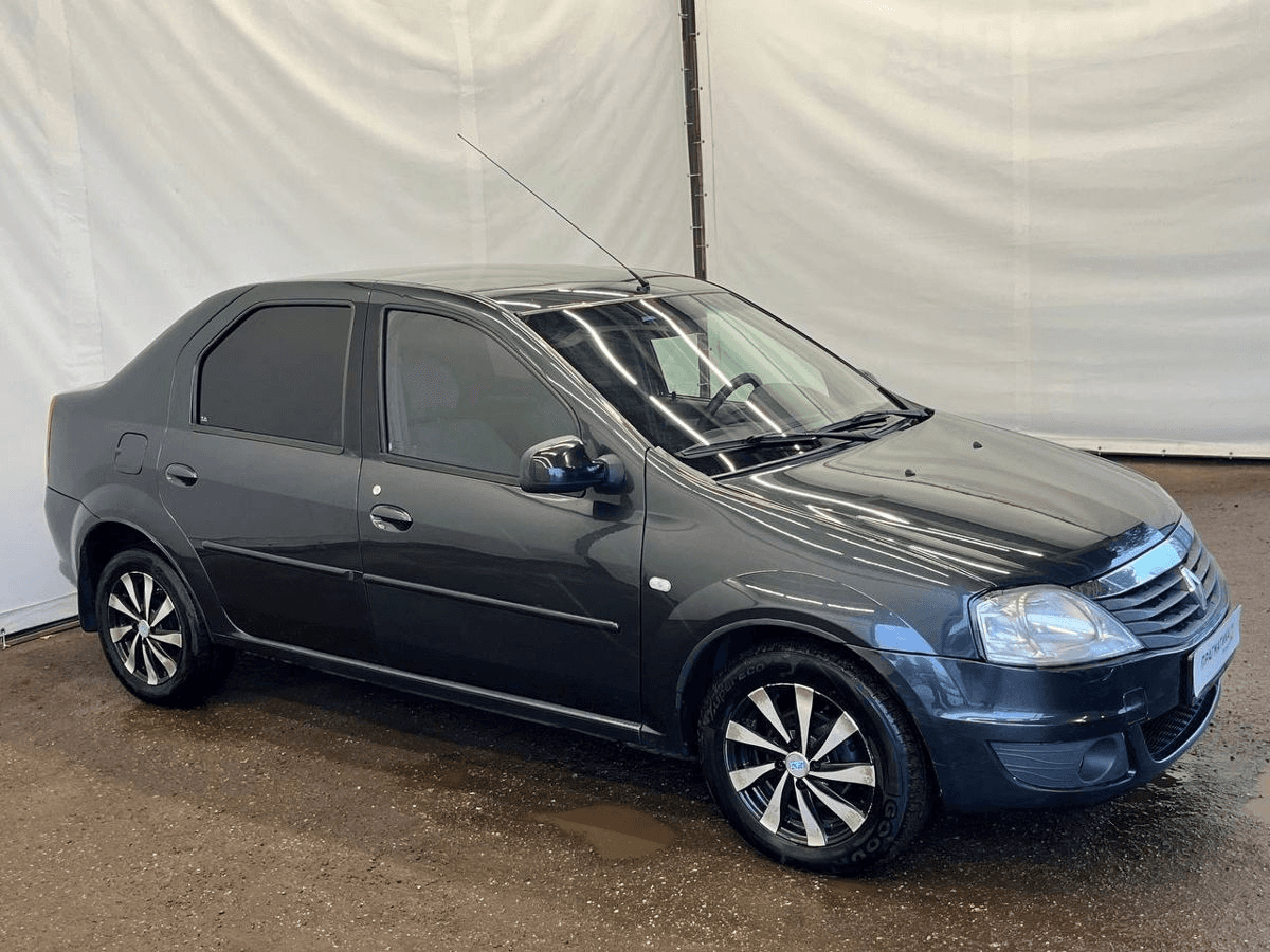 Renault Logan 2010 — миниатюра 3