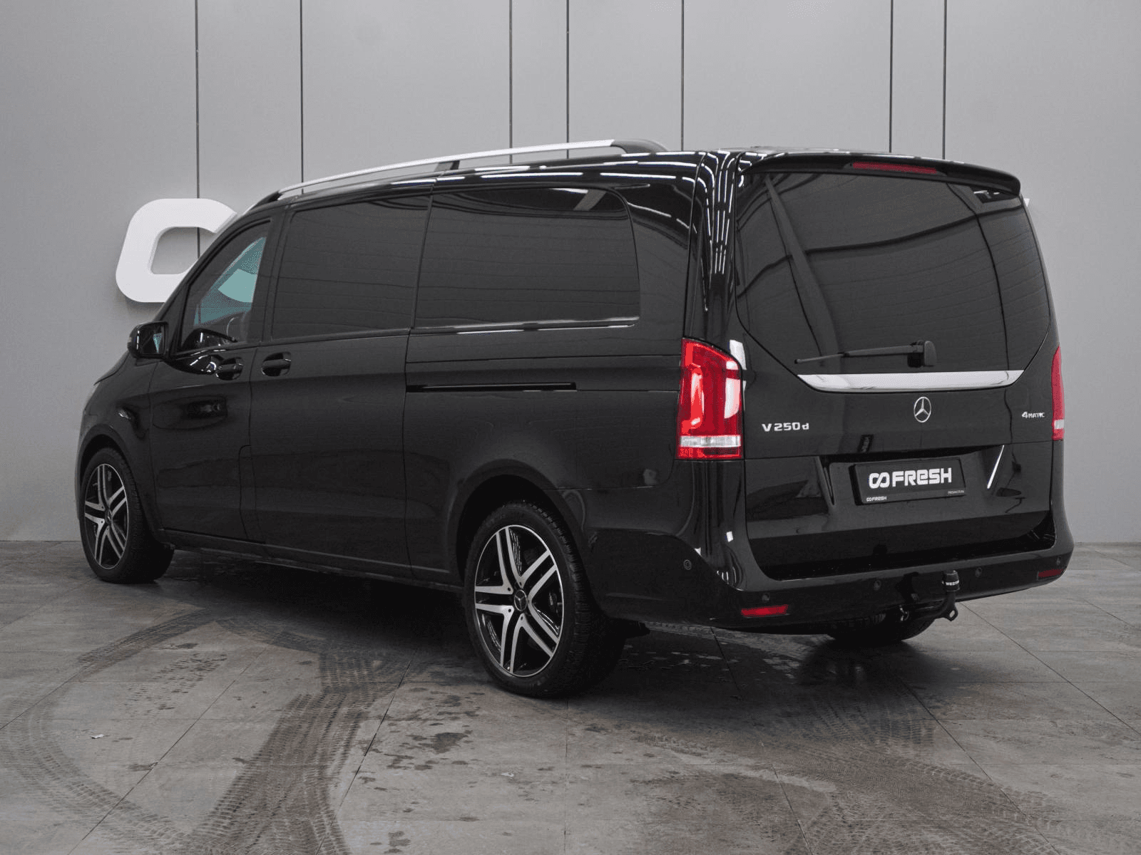 Mercedes-Benz V-Класс 2021 — миниатюра 2