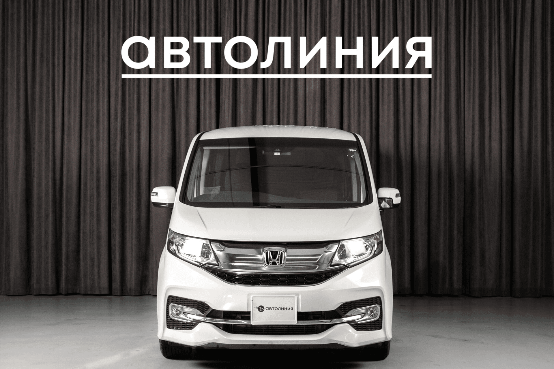 Honda Stepwgn 2015 — миниатюра 2