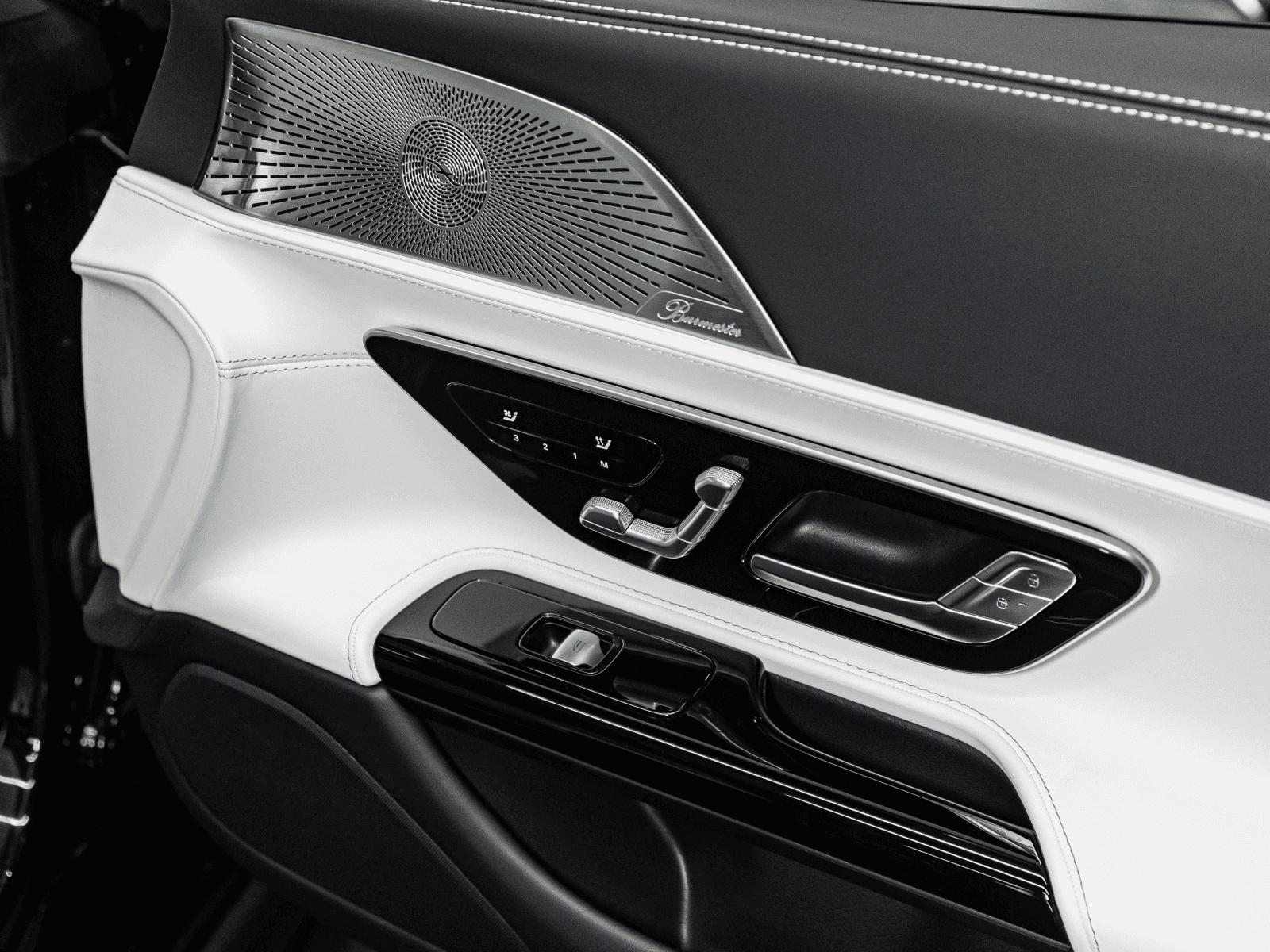 Mercedes-Benz AMG GT 2024 — миниатюра 19