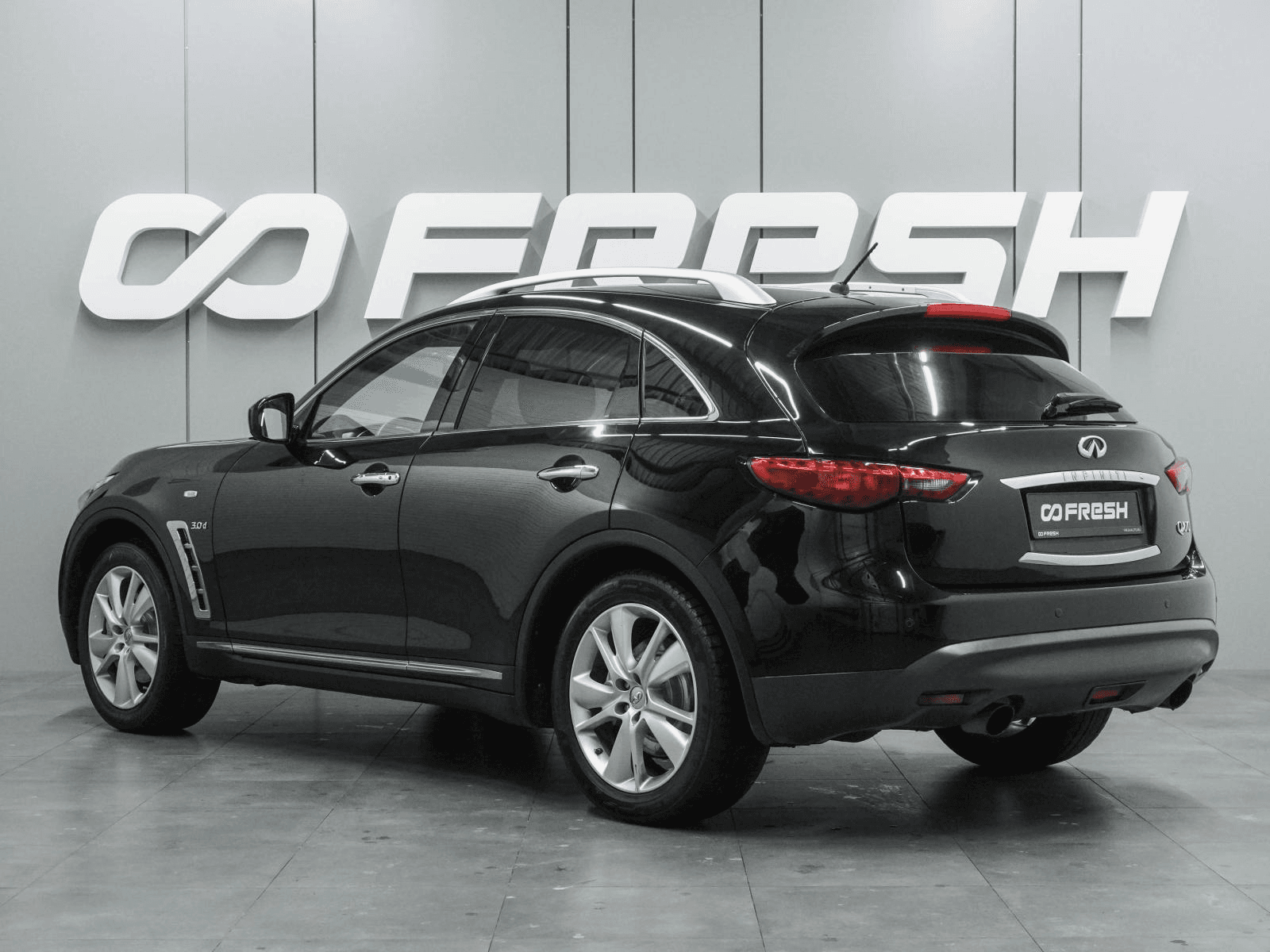 Infiniti QX70 2016 — миниатюра 2