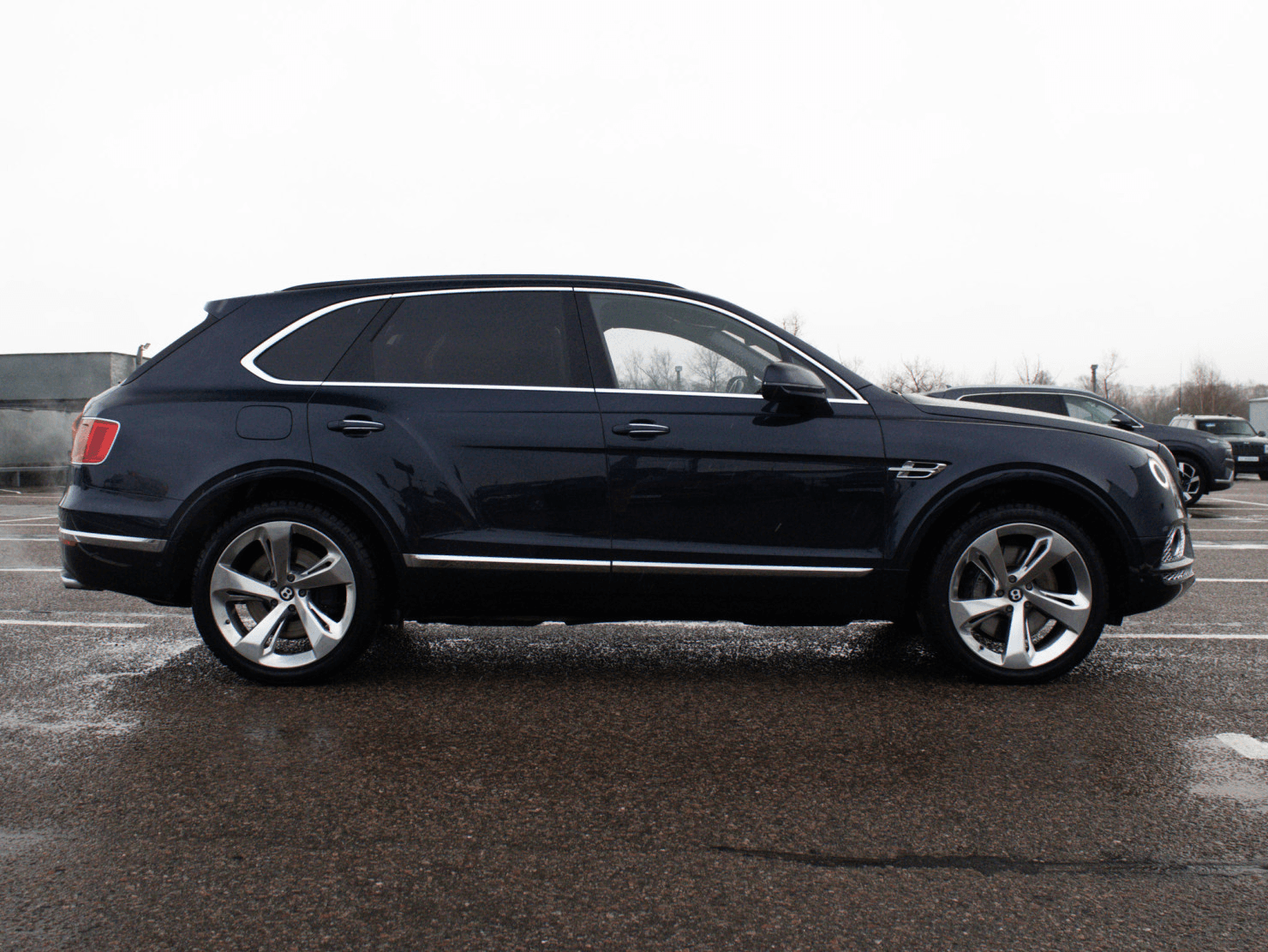 Bentley Bentayga 2016 — миниатюра 4