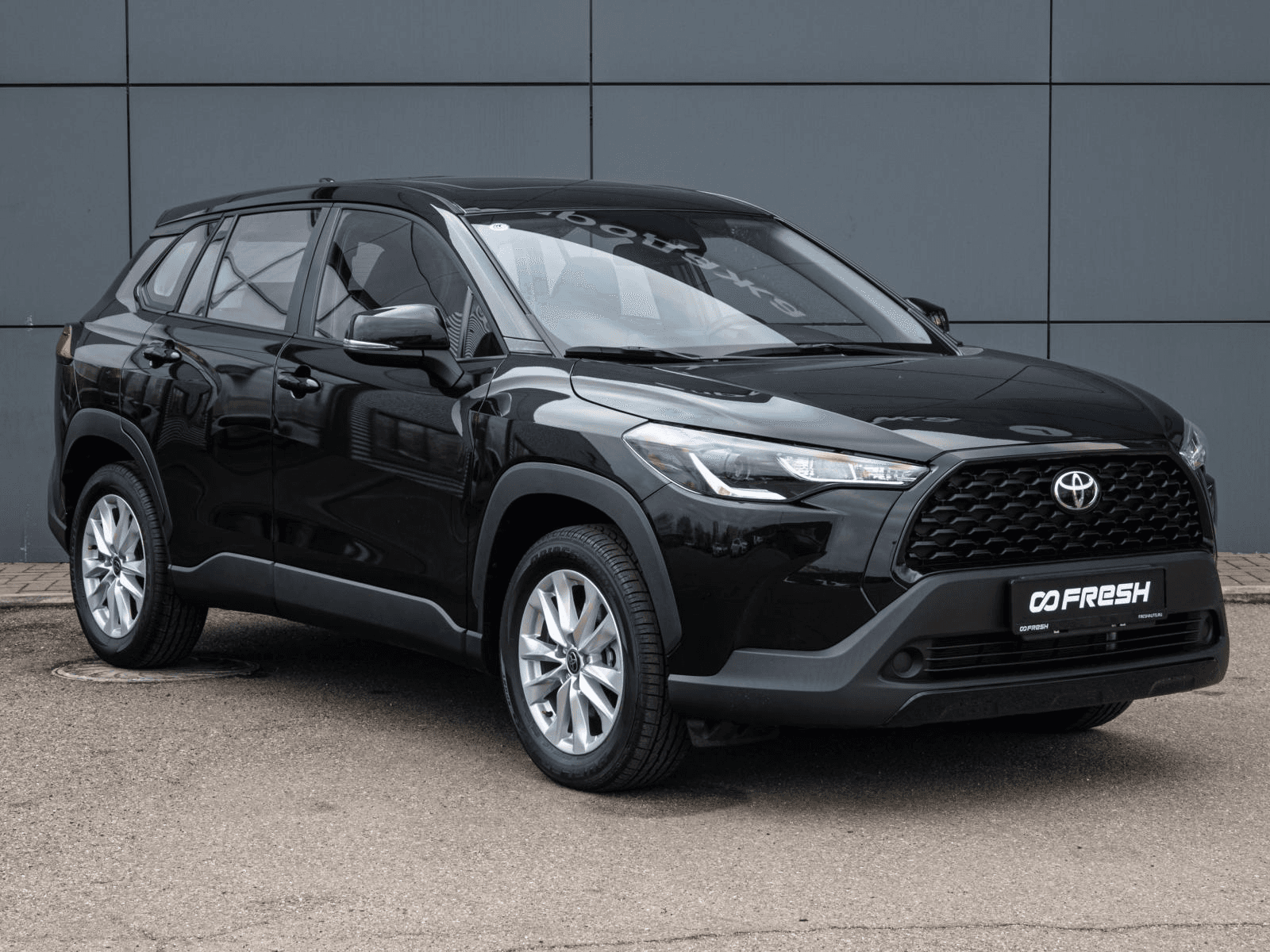 Toyota Corolla Cross — купить