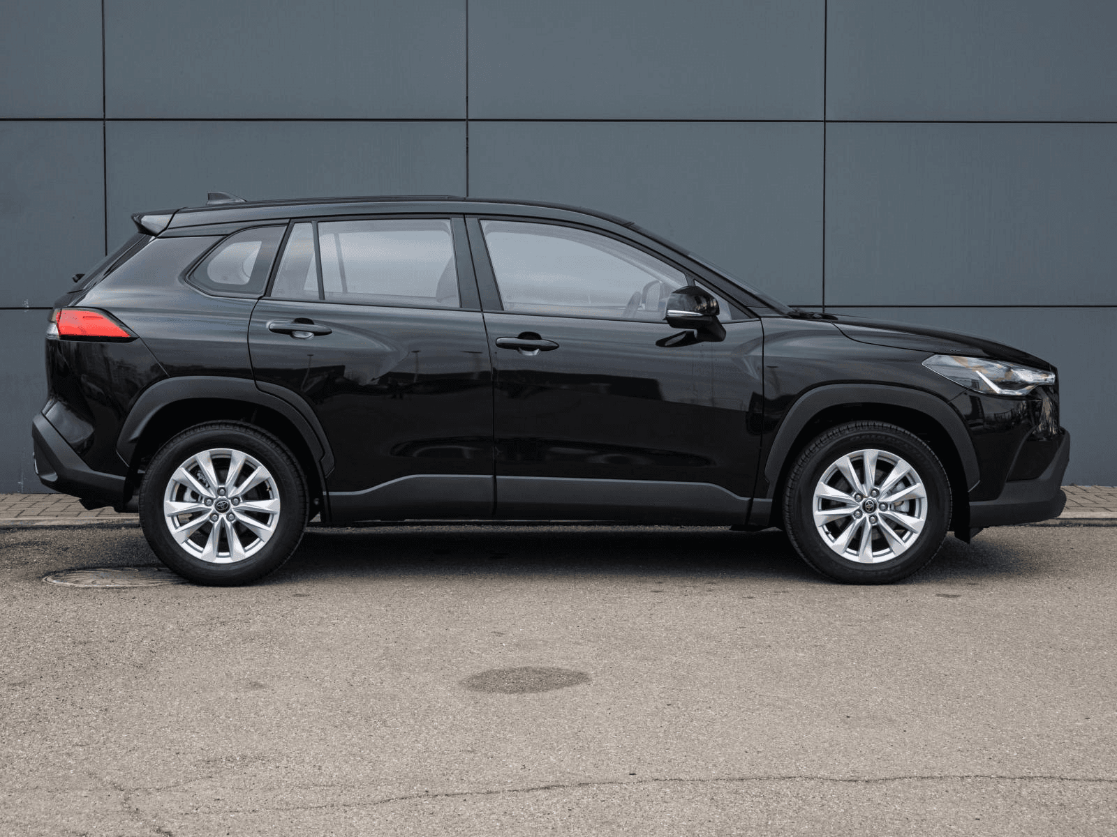 Toyota Corolla Cross 2024 — миниатюра 5