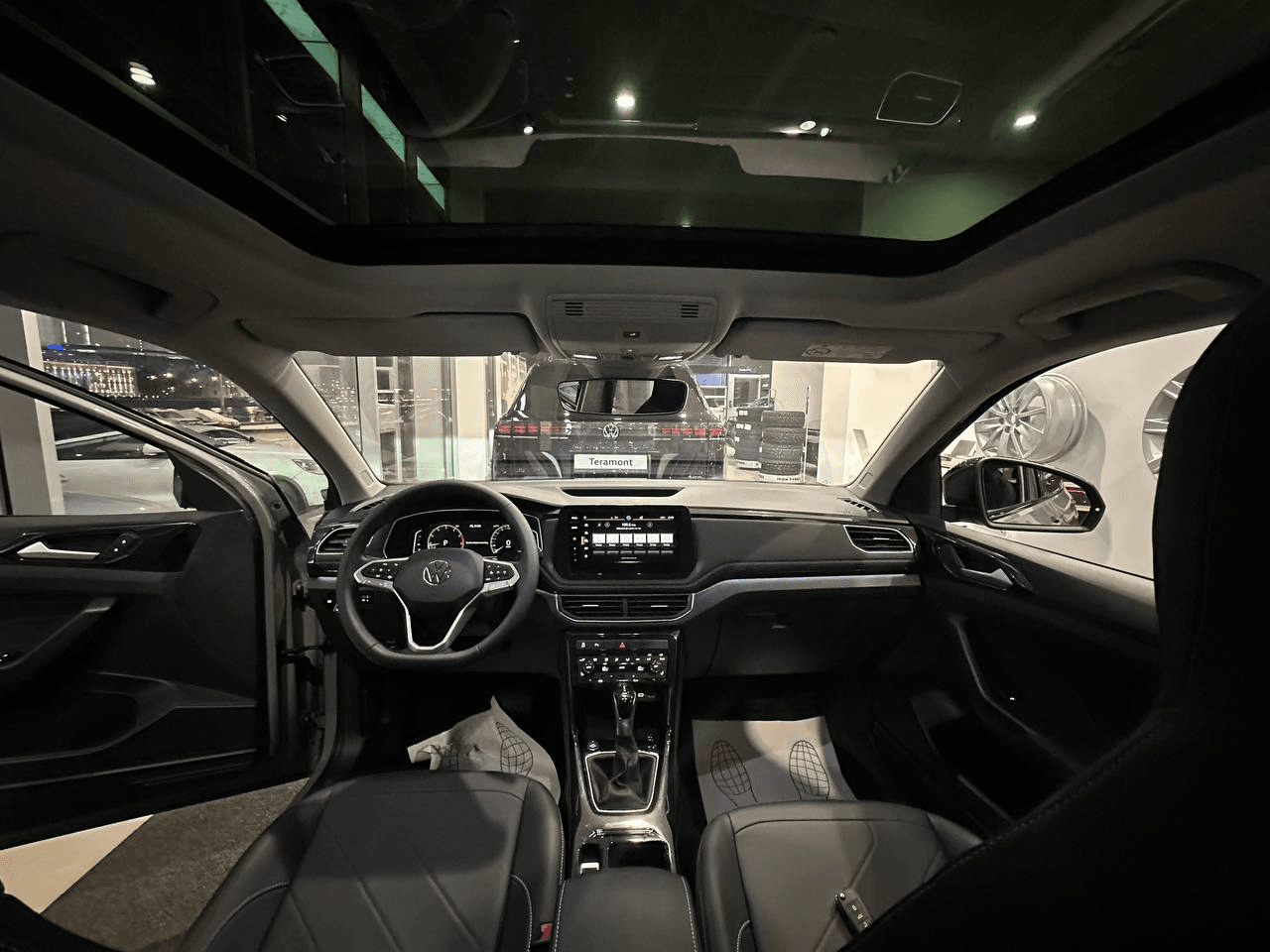 Volkswagen Tharu 2025 — миниатюра 6