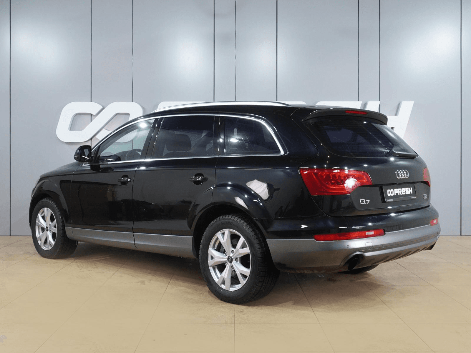 Audi Q7 2011 — миниатюра 2