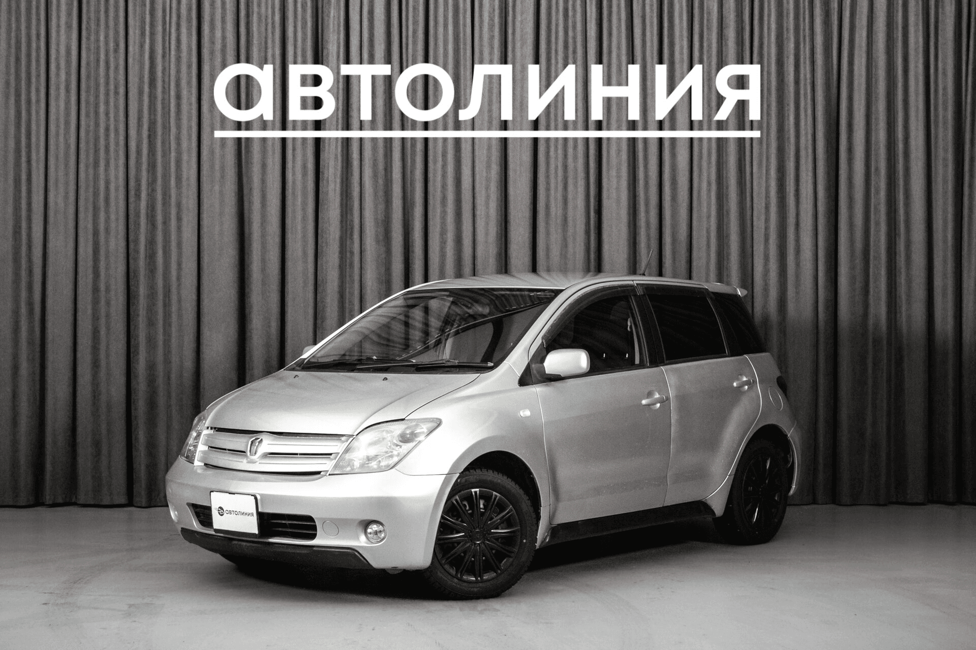 Toyota Ist — купить