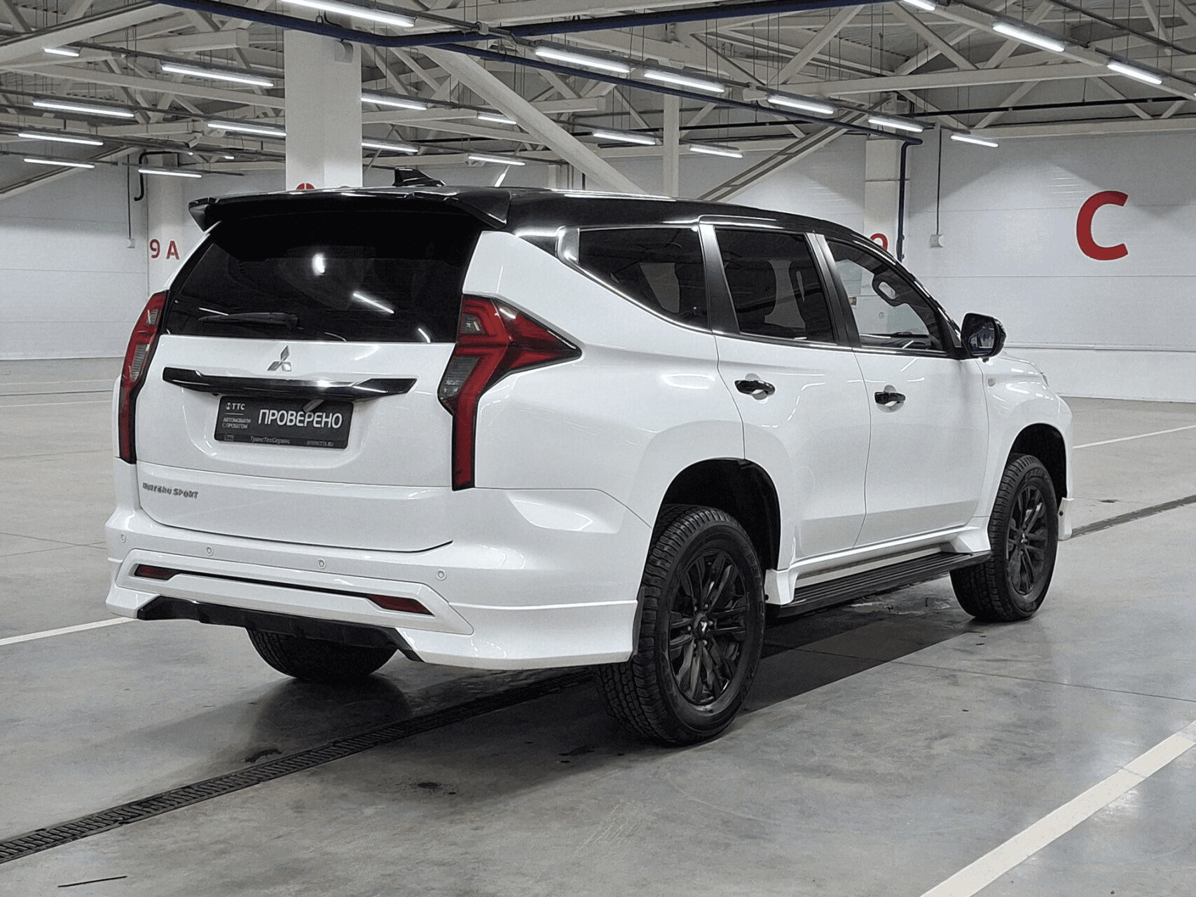 Mitsubishi Montero Sport 2022 — миниатюра 5