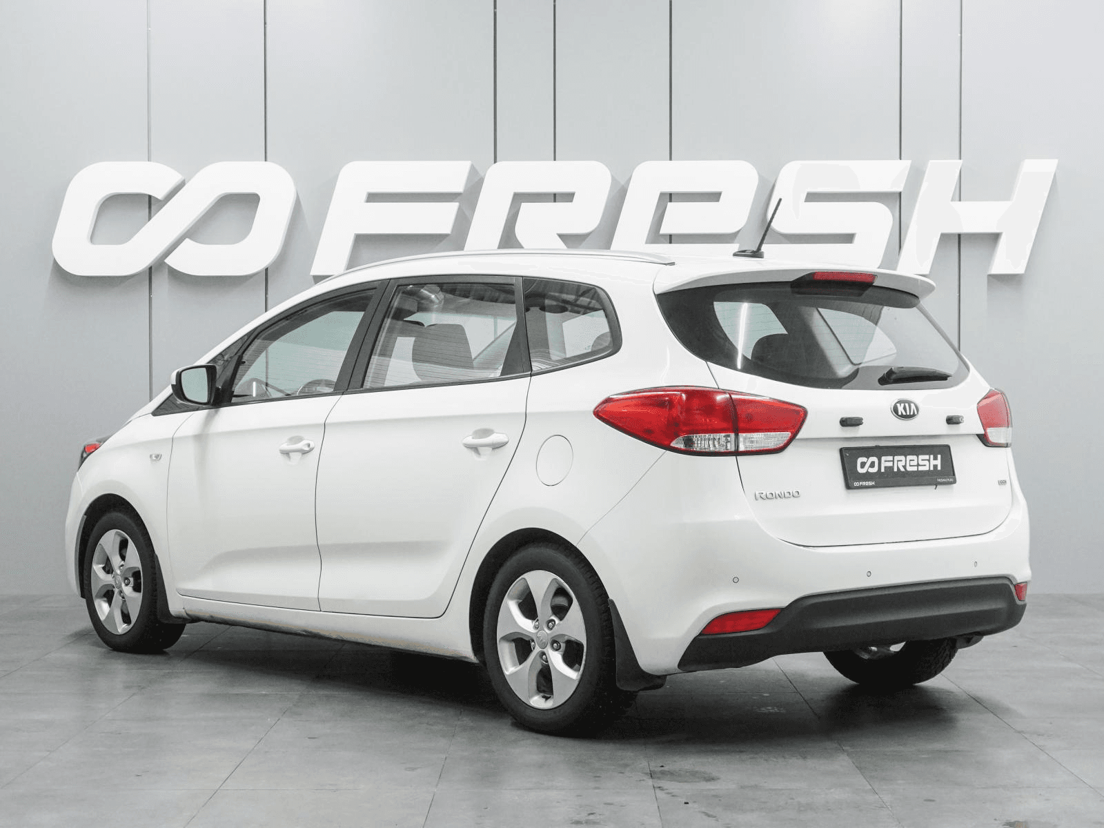 KIA Carens 2016 — миниатюра 2