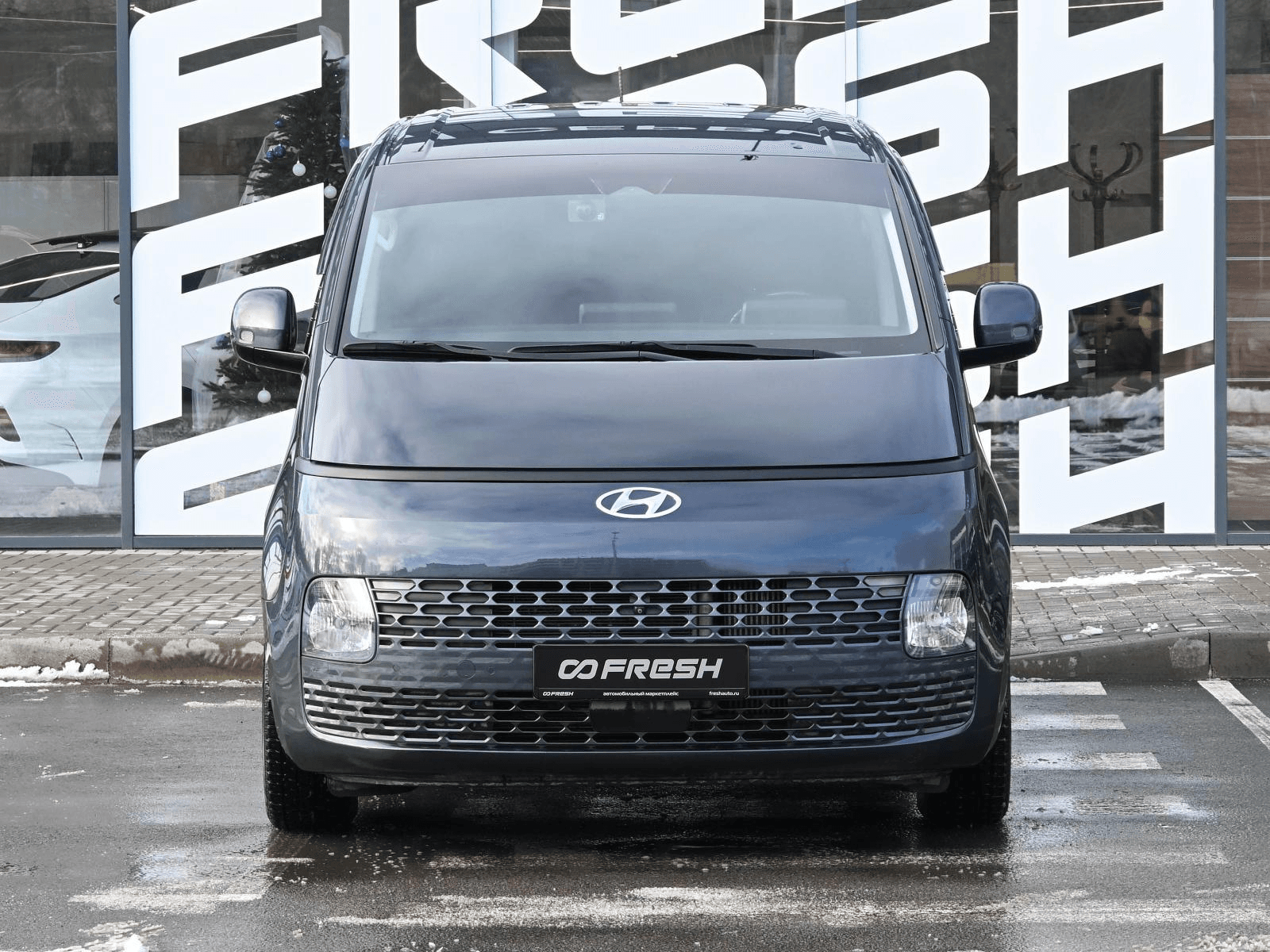 Hyundai Staria 2021 — миниатюра 3