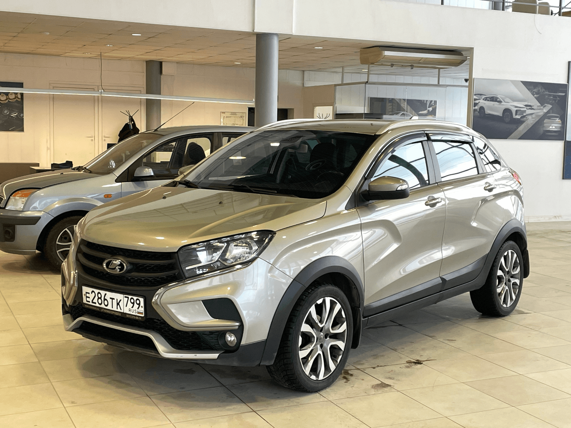 LADA XRAY Cross 2019 — купить в Москва