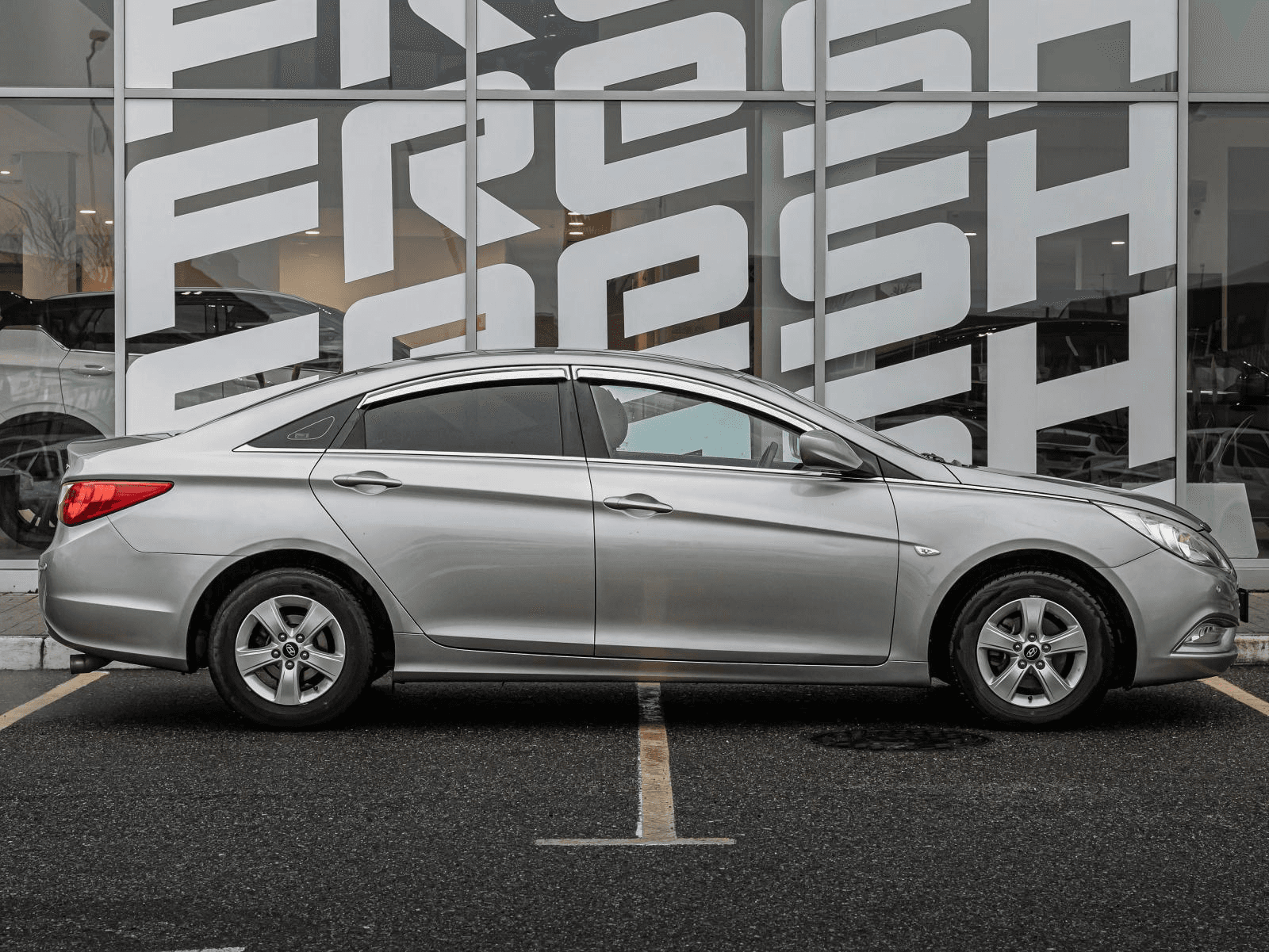 Hyundai Sonata 2010 — миниатюра 5