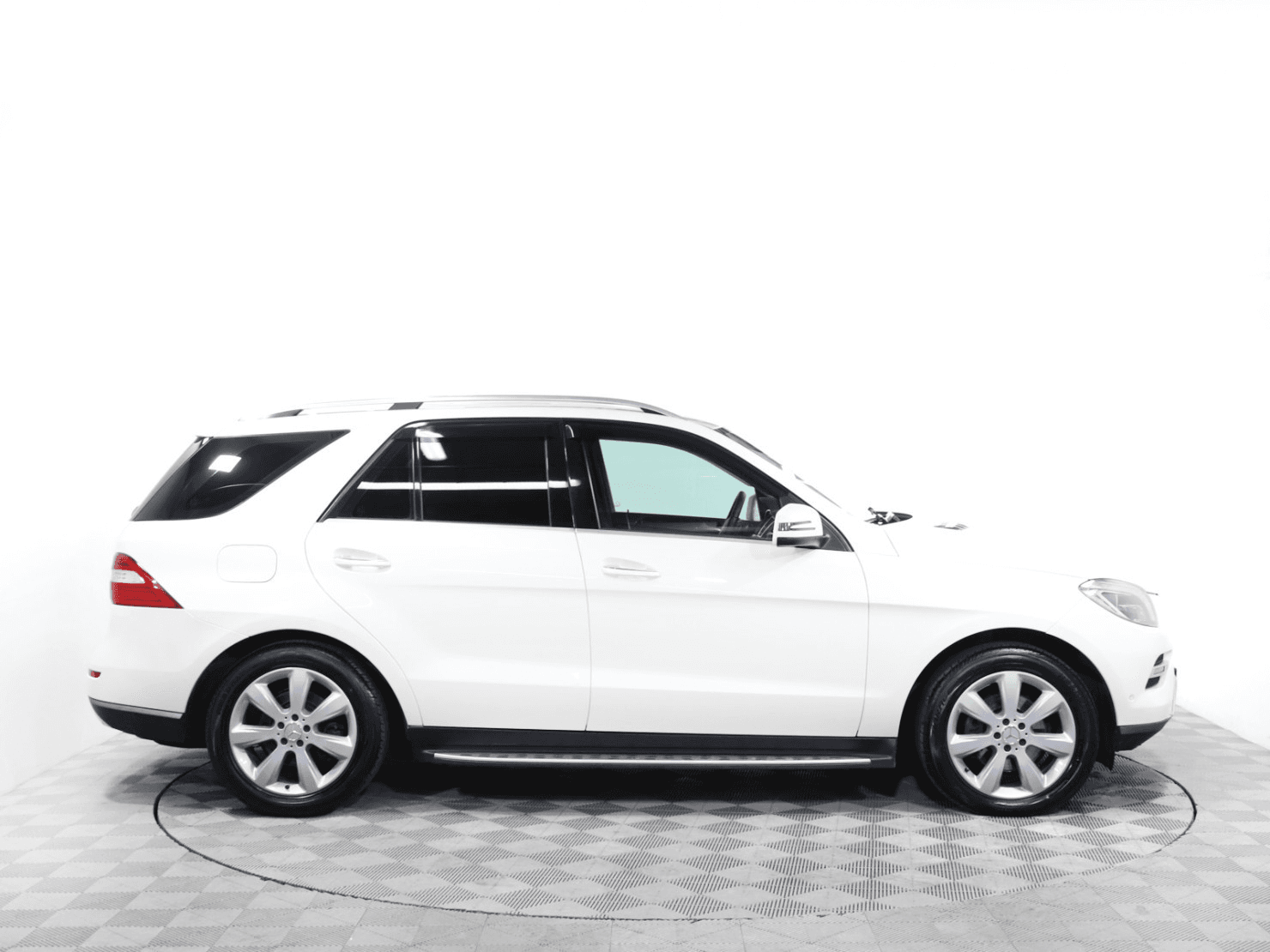 Mercedes-Benz M-Класс 2013 — миниатюра 4