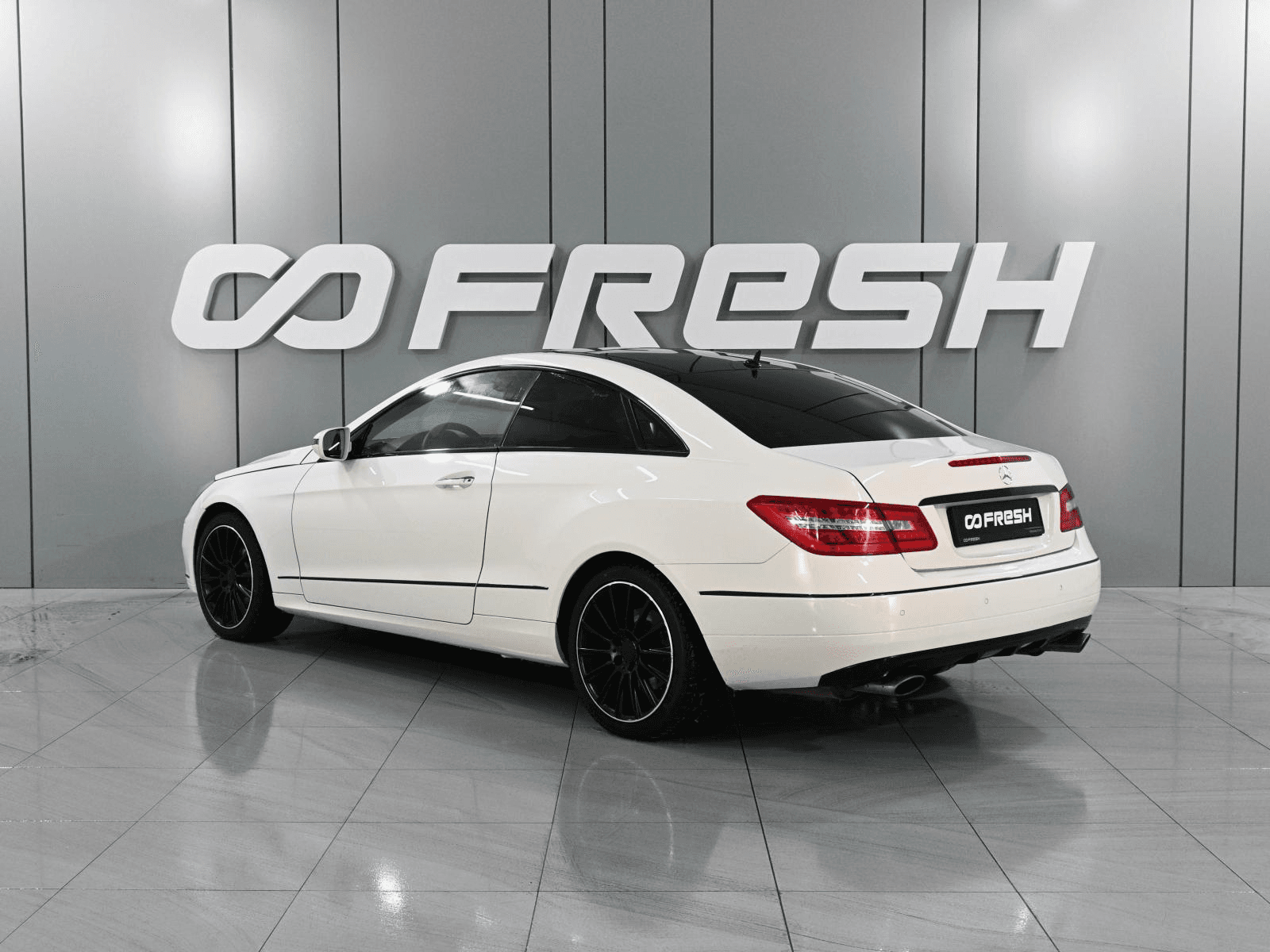 Mercedes-Benz E-Класс 2009 — миниатюра 2