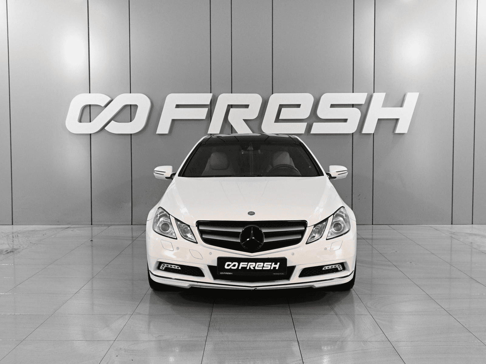 Mercedes-Benz E-Класс 2009 — миниатюра 3