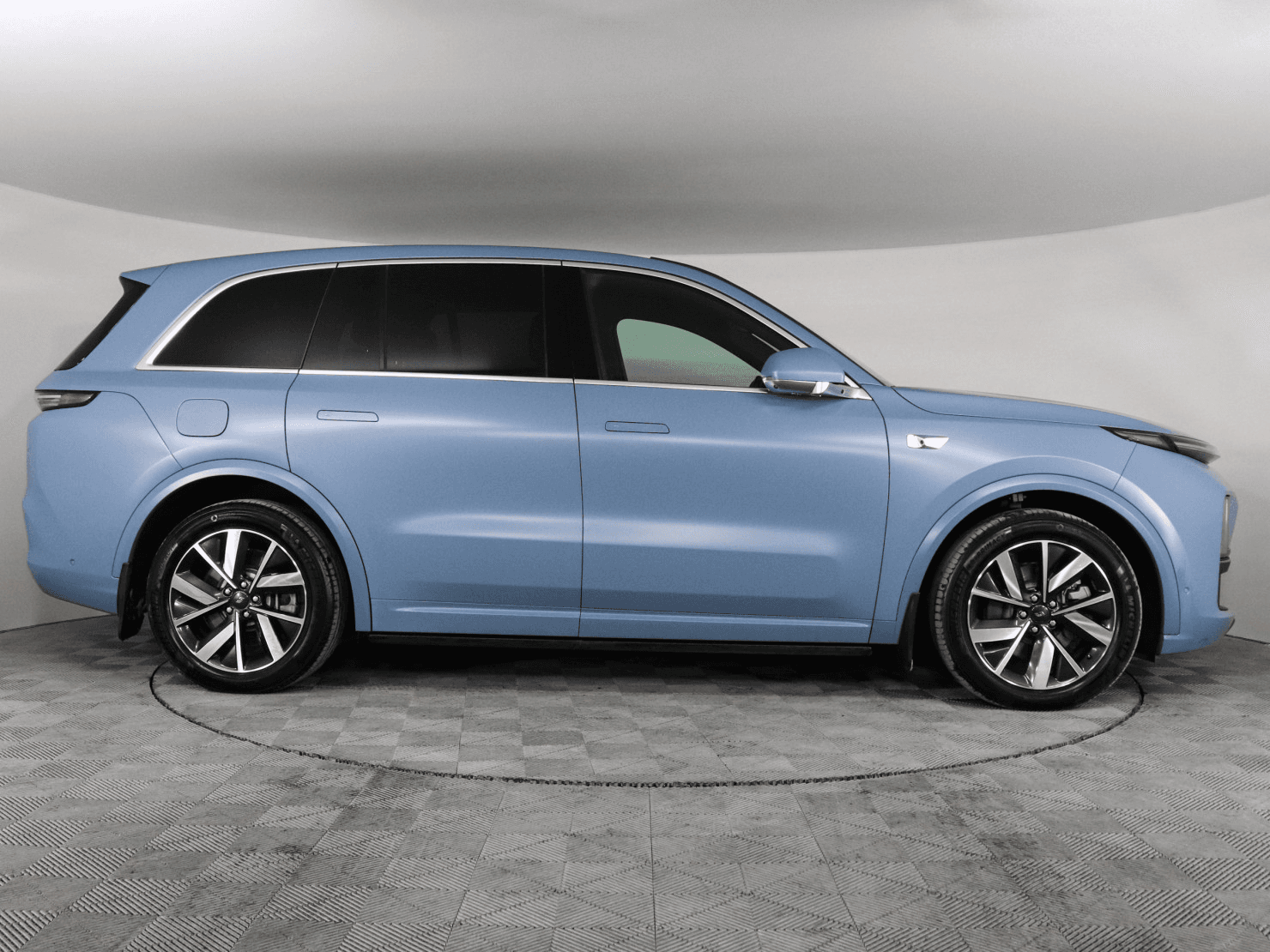 Lixiang L8 2023 — миниатюра 4