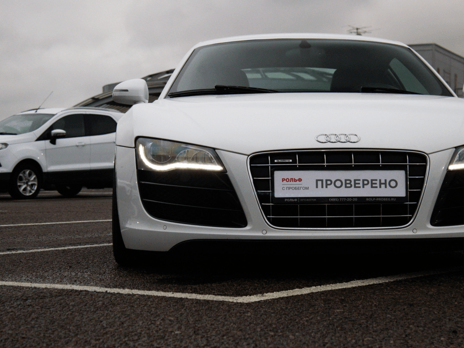 Audi R8  2011 — миниатюра 3
