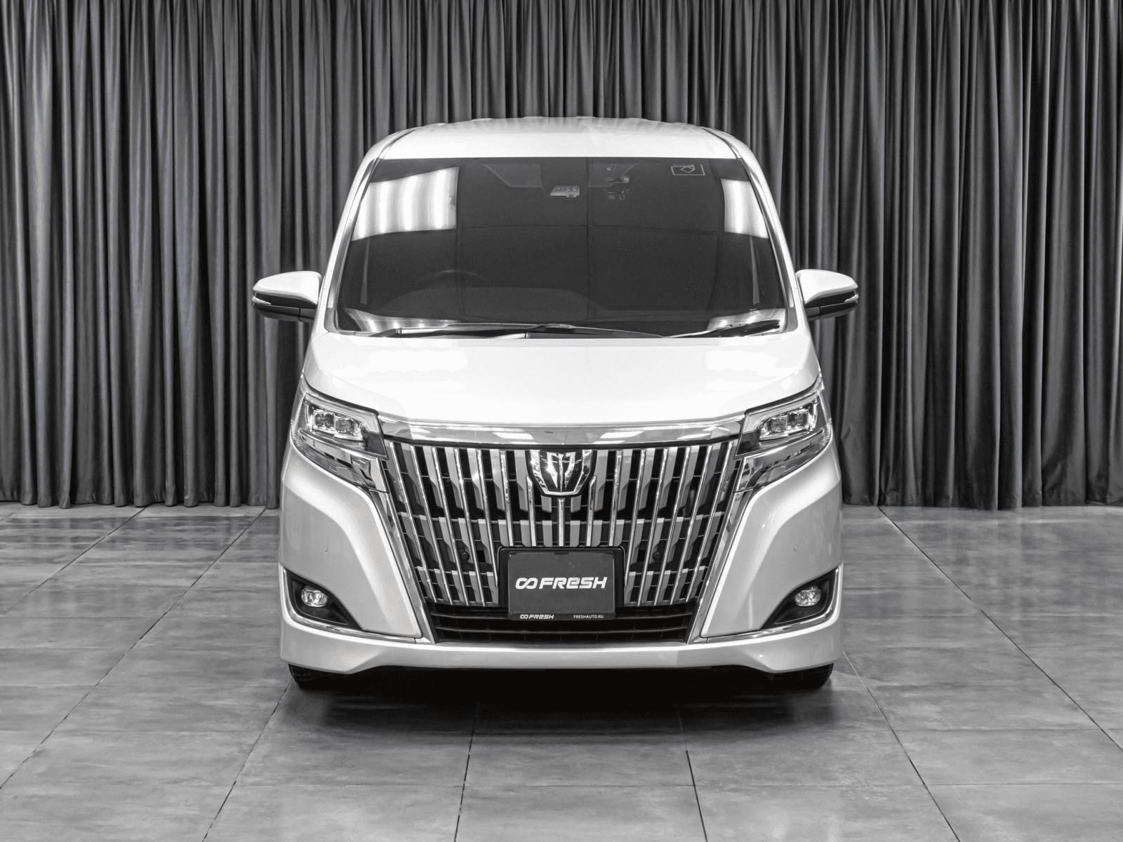 Toyota Esquire 2019 — миниатюра 3