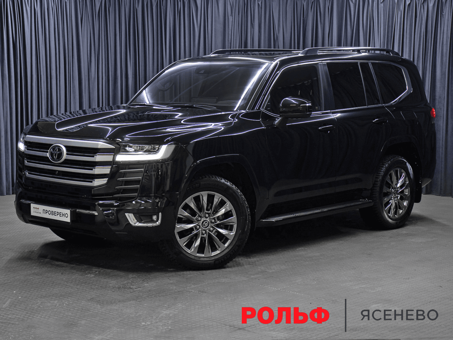 Toyota Land Cruiser 300 2023 — купить в Москва