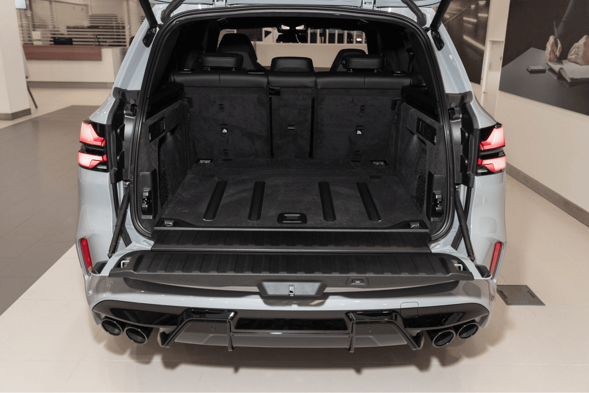 BMW X5 M 2024 — миниатюра 13