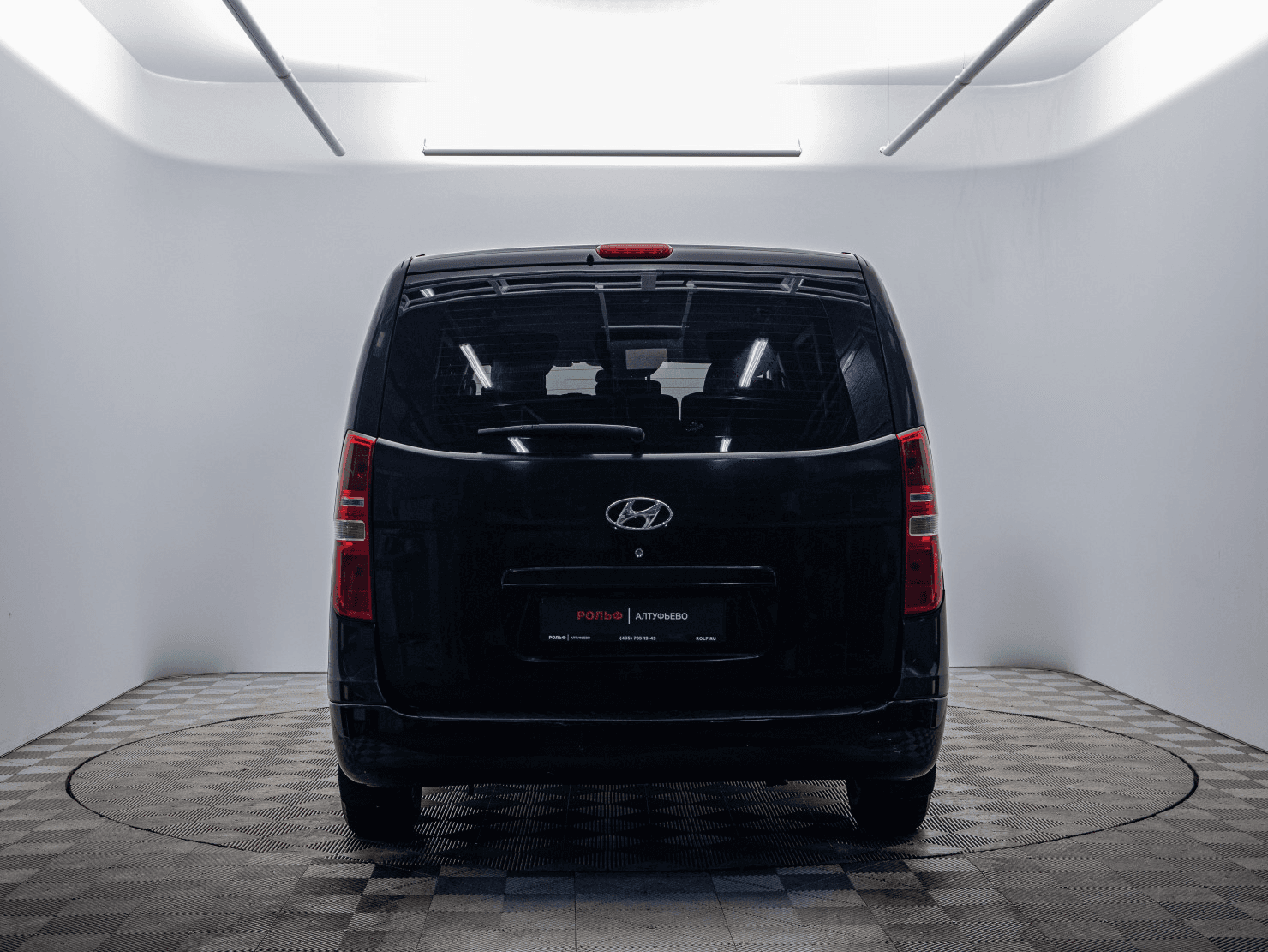 Hyundai H-1 2015 — миниатюра 5