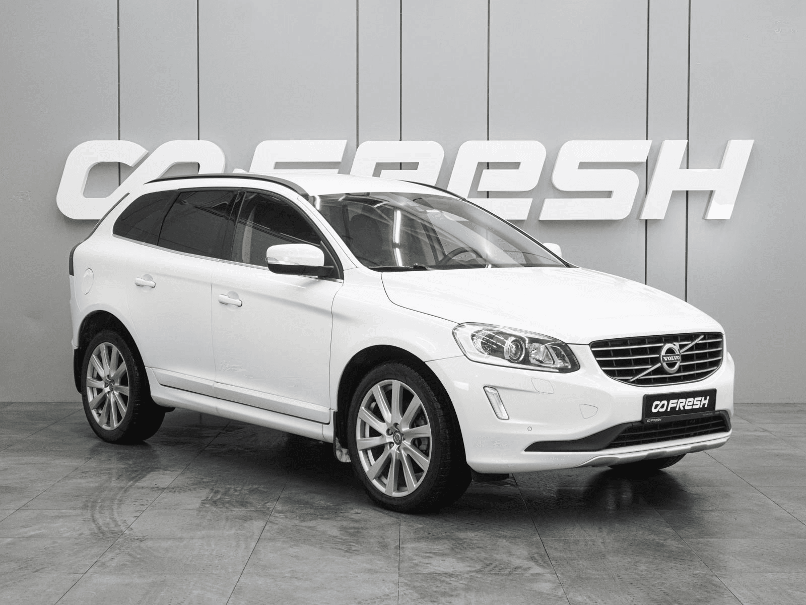 Volvo XC60 2013 — купить в Воронеж
